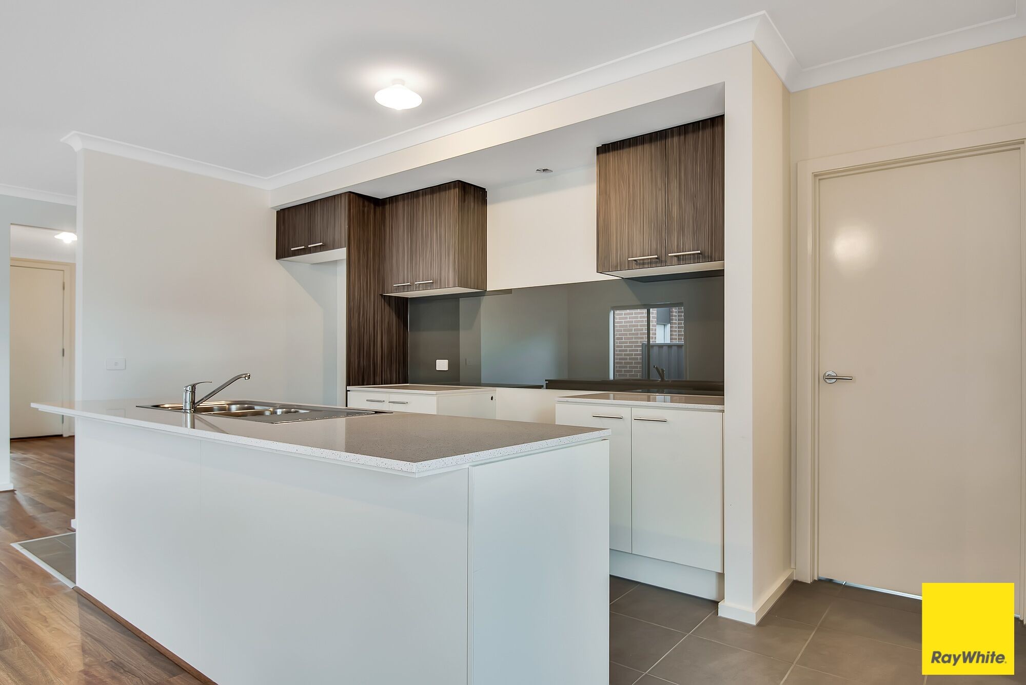 10 Pinnibar Way, Weir Views, VIC 3338