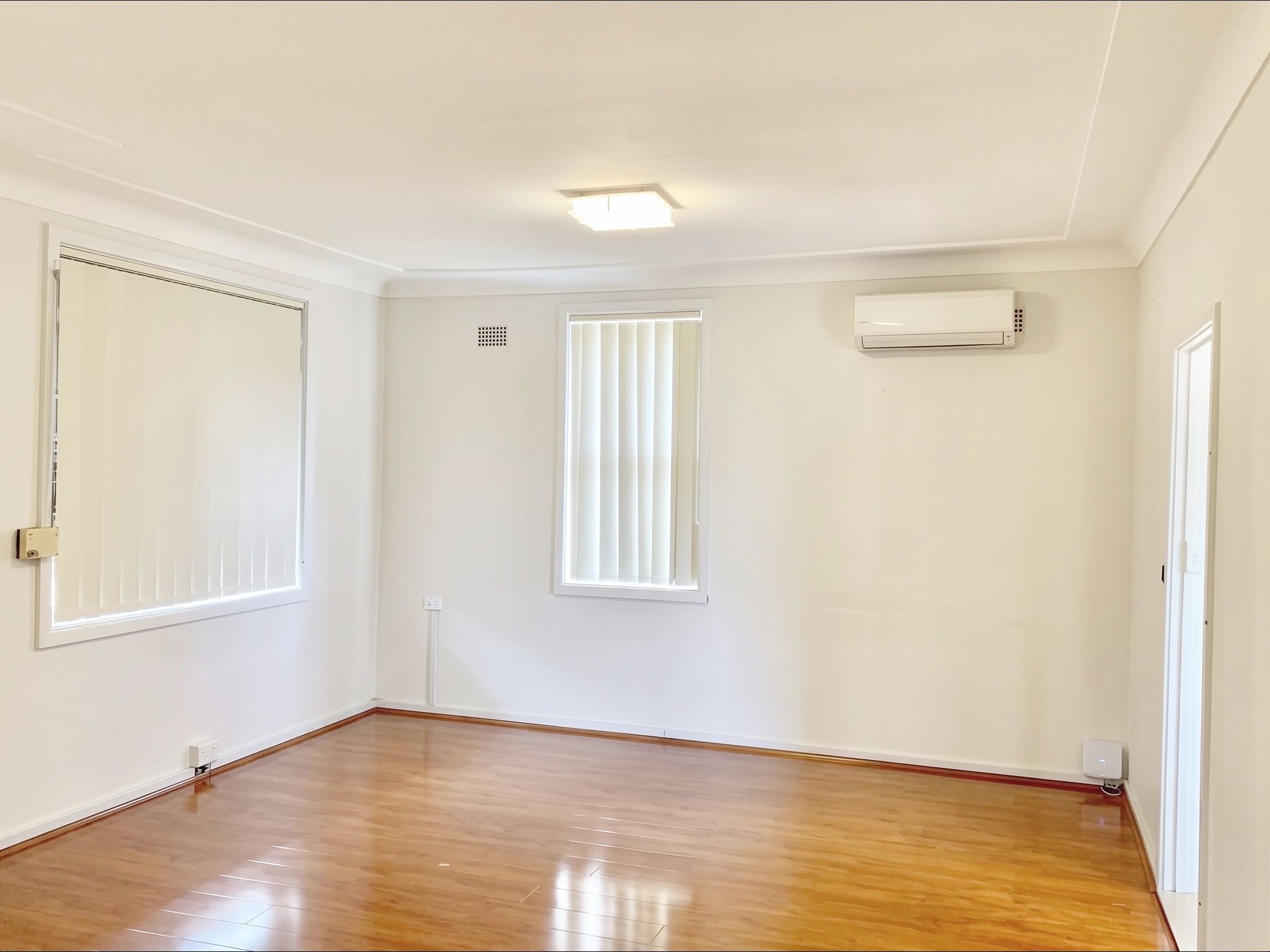 63 Grainger Avenue — photo 6 of 7