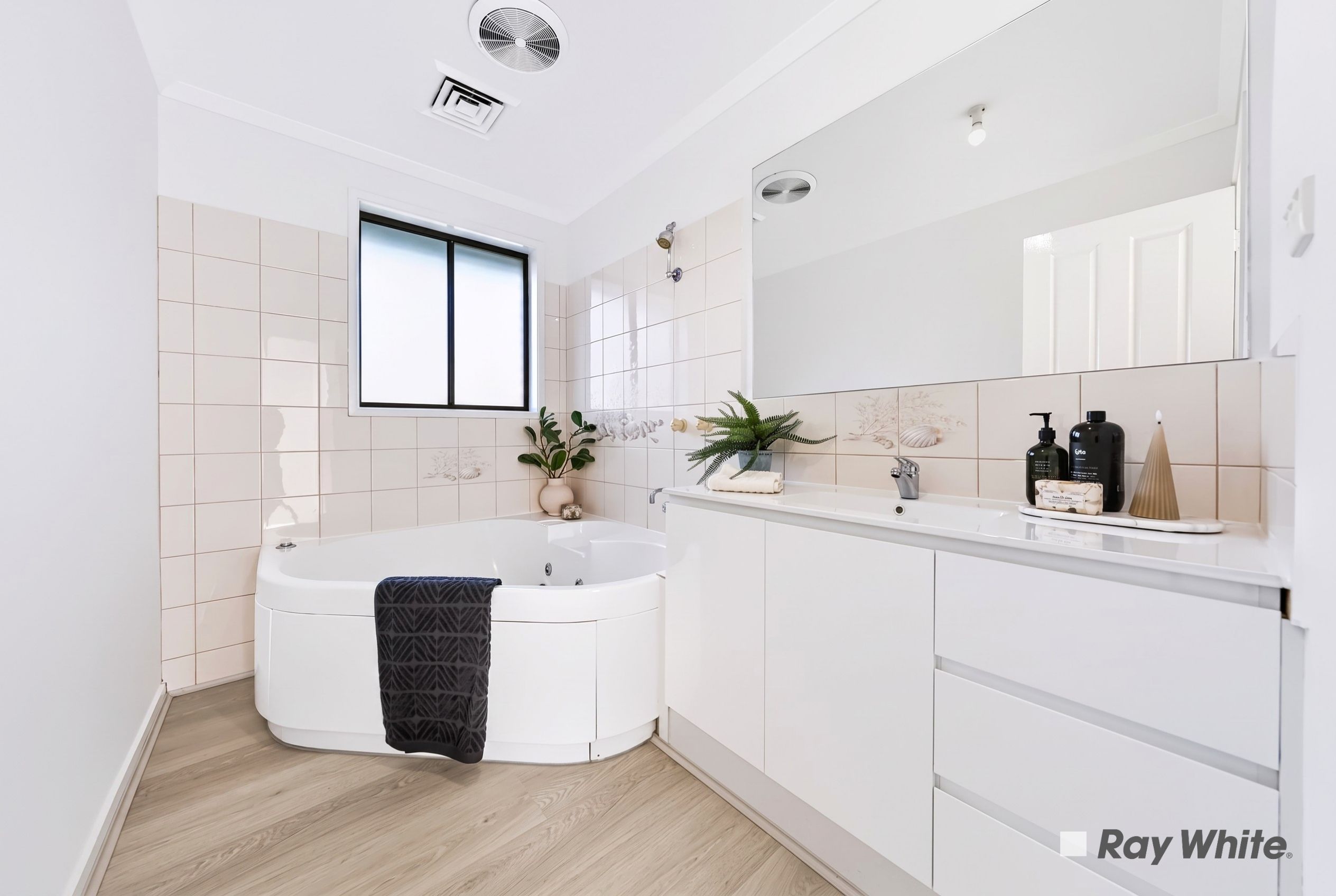 24 Sidney Street — photo 9 of 19