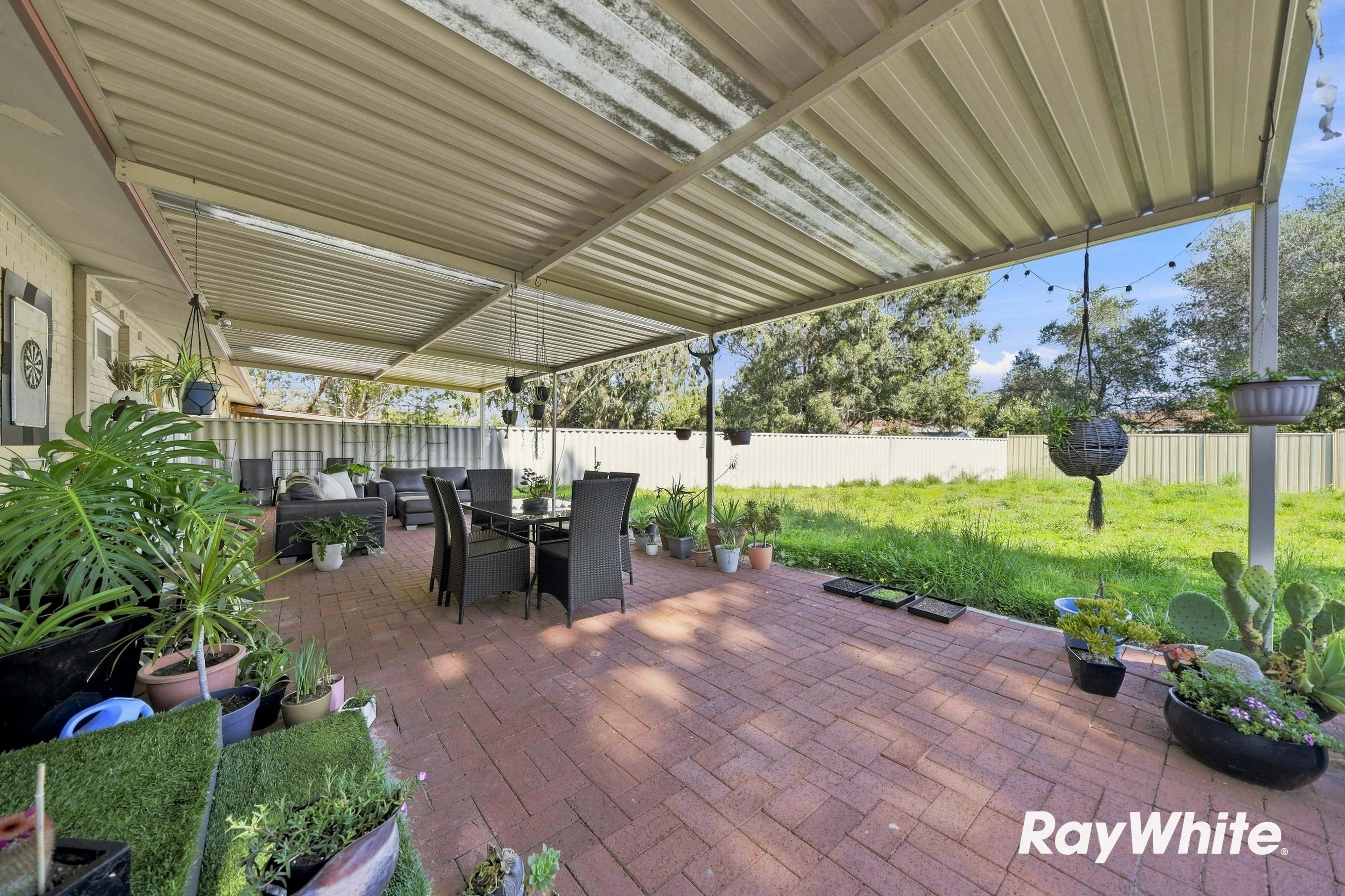 6/43 Golders Way — photo 17 of 25