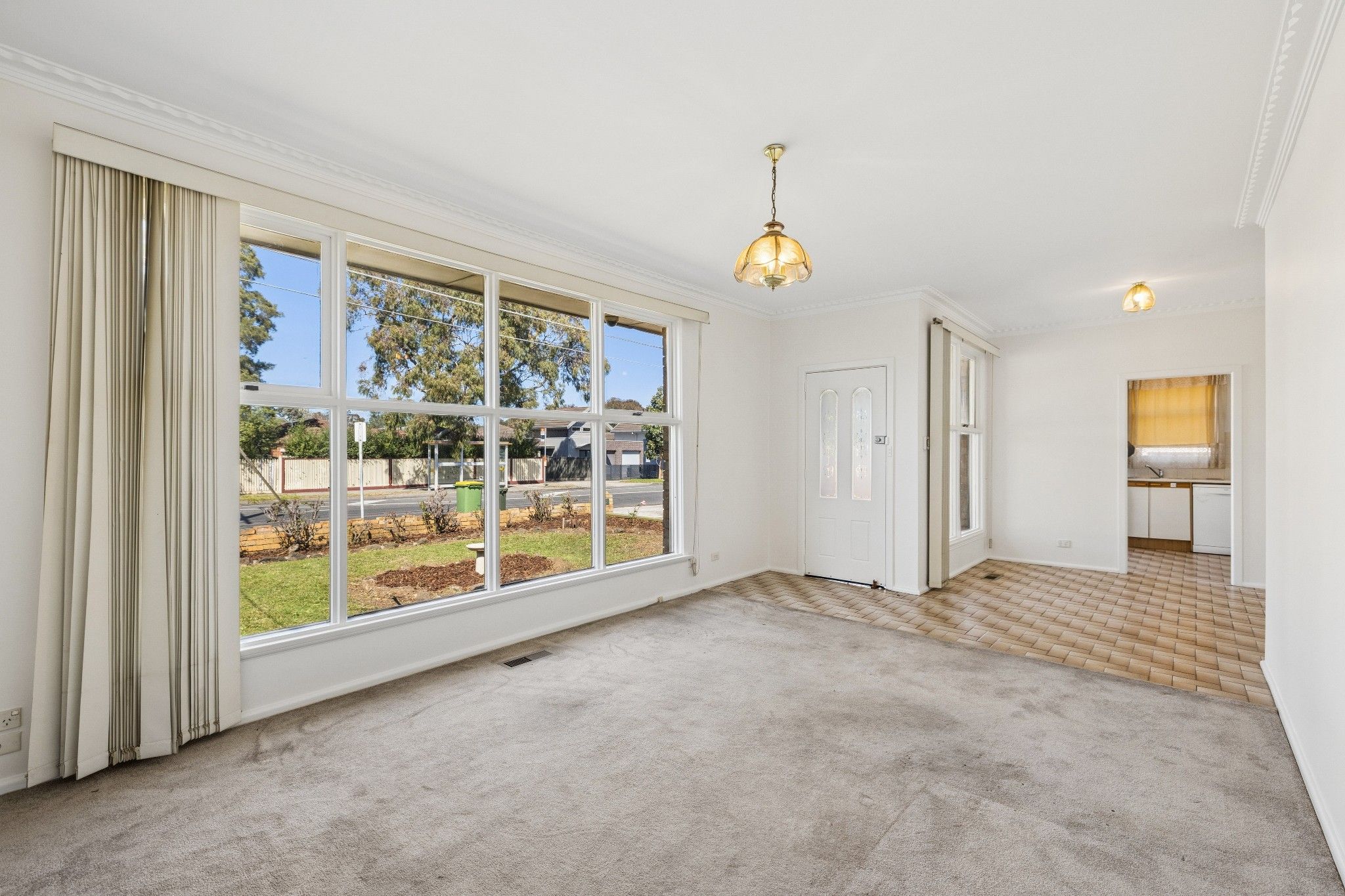 156 Dunne Street — photo 3 of 14