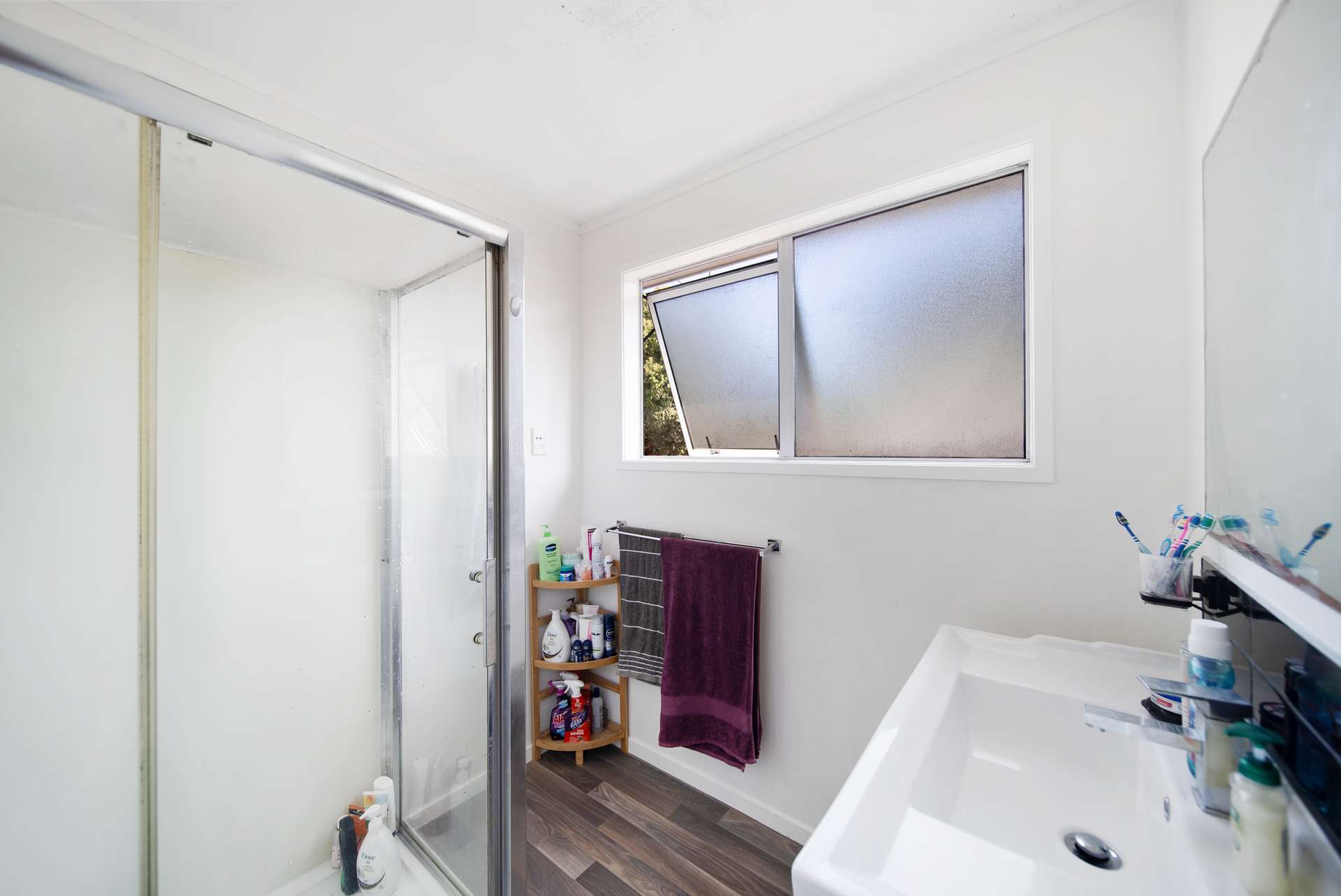 21 Staverton Crescent photo 16