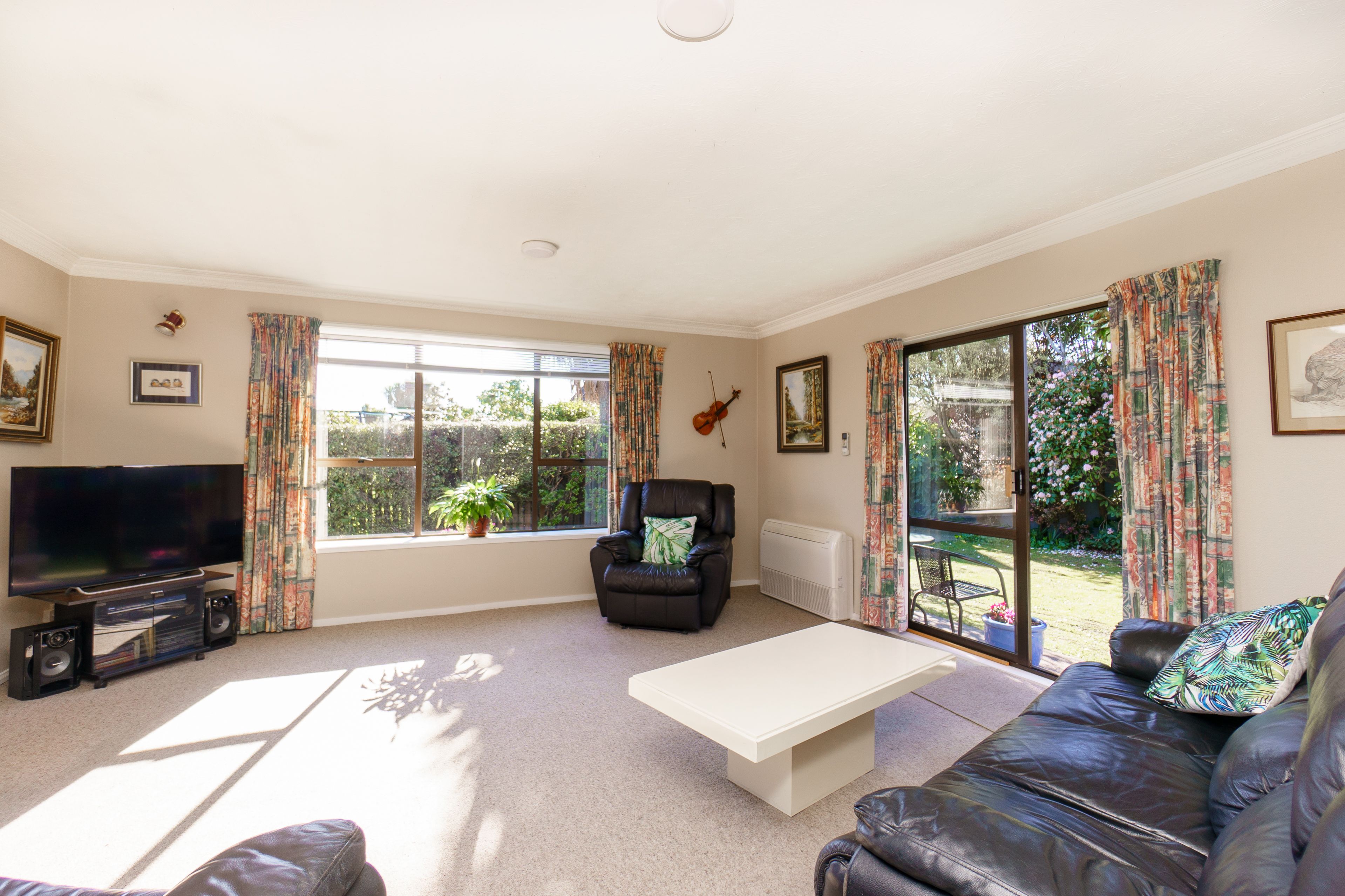 2/127 Reynolds Avenue, Bishopdale, Christchurch City