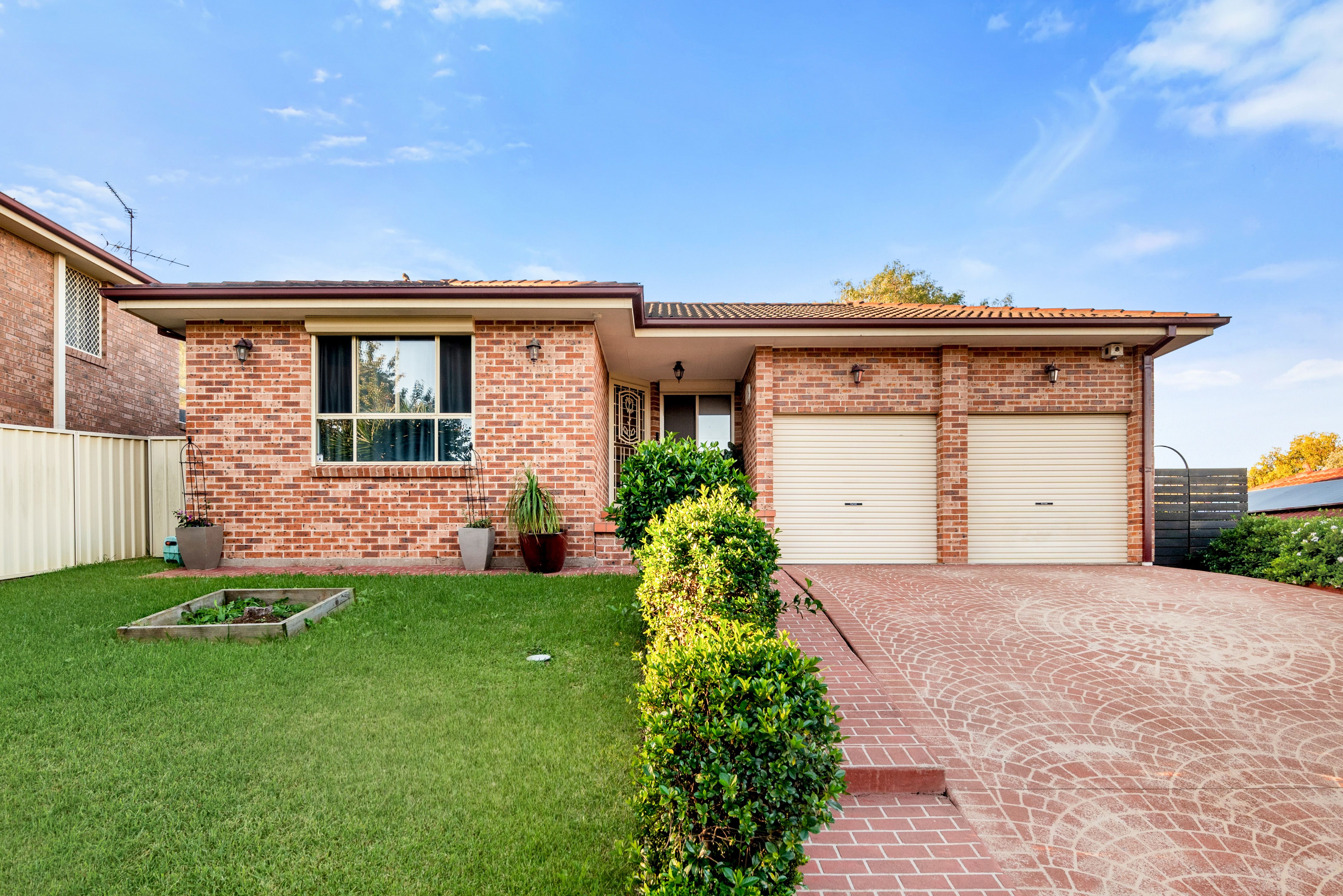 188 Welling Drive, Mount Annan, NSW 2567 Sold House Ray White