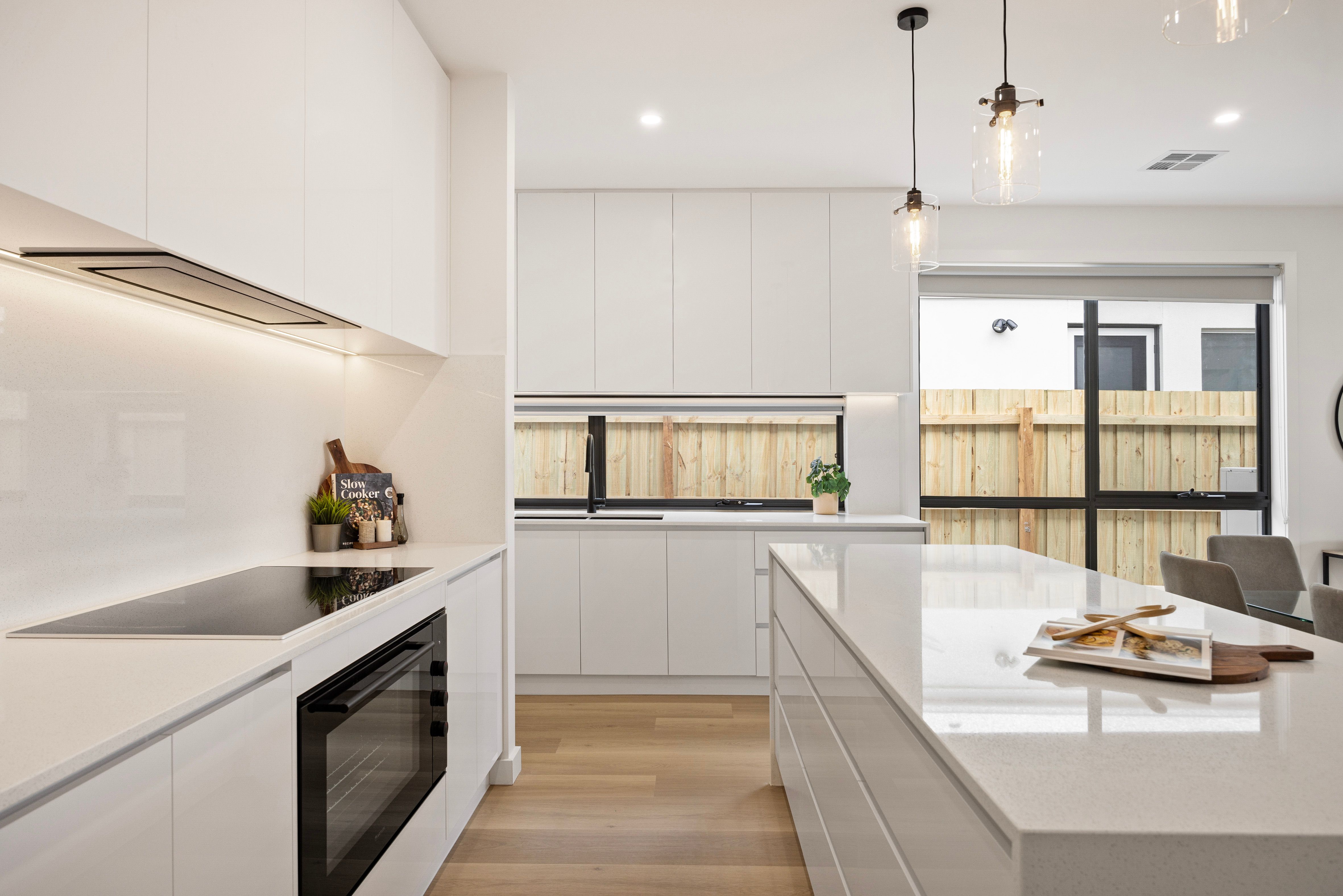 24 Bridgend Street — photo 3 of 15
