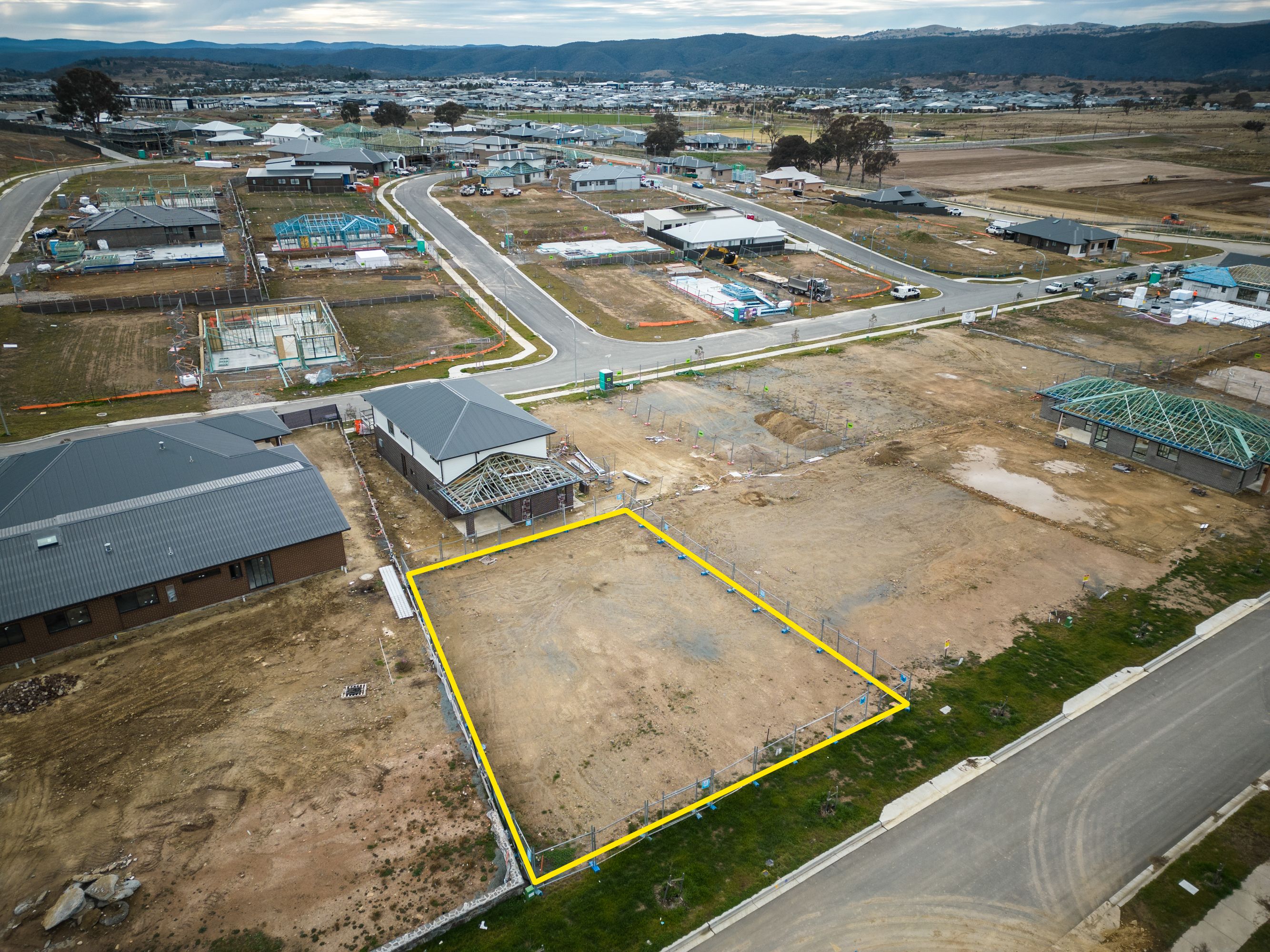 26 Hungerford Street, Googong, NSW 2620