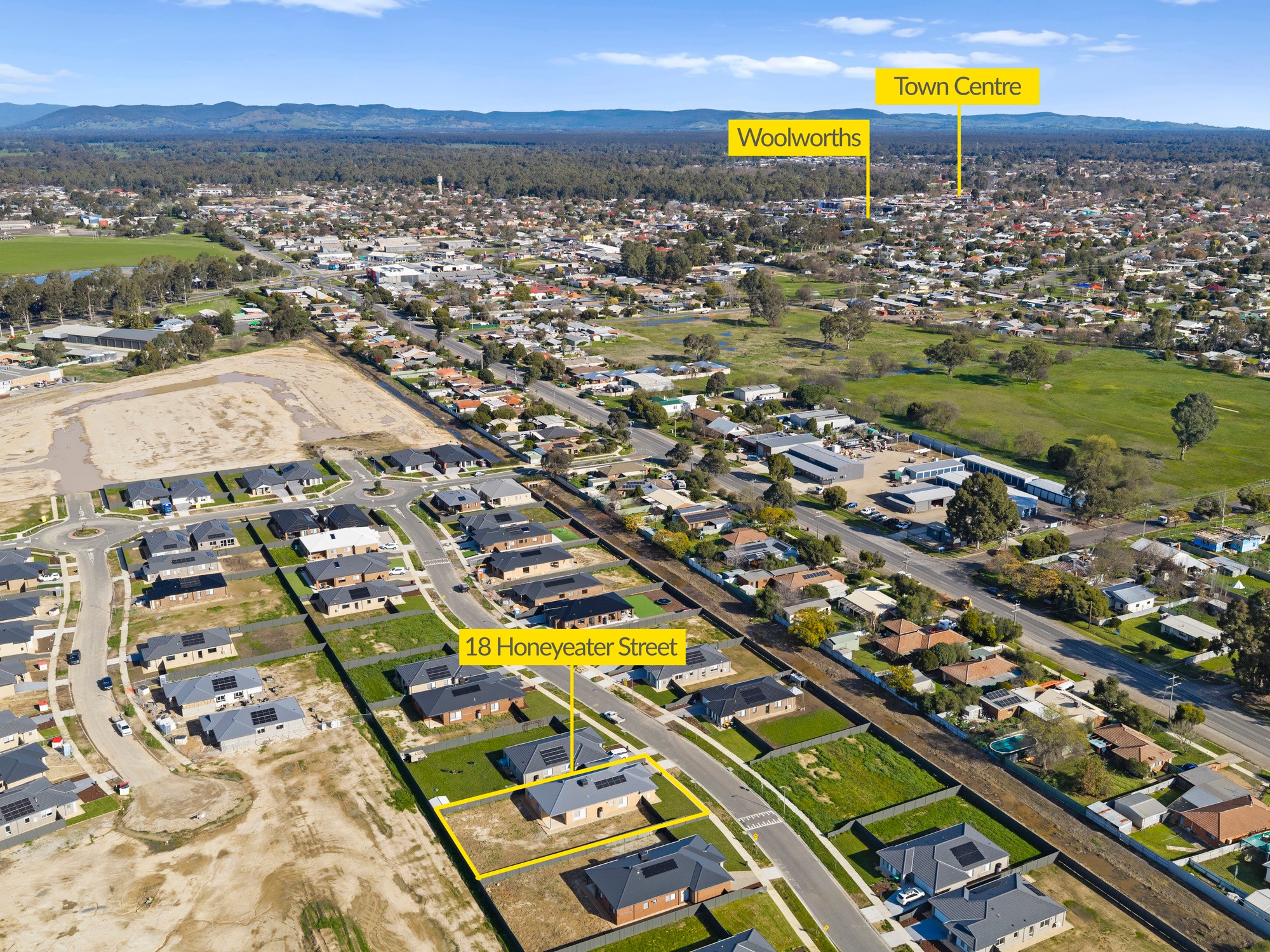 18 Honeyeater Street, Benalla, VIC 3672