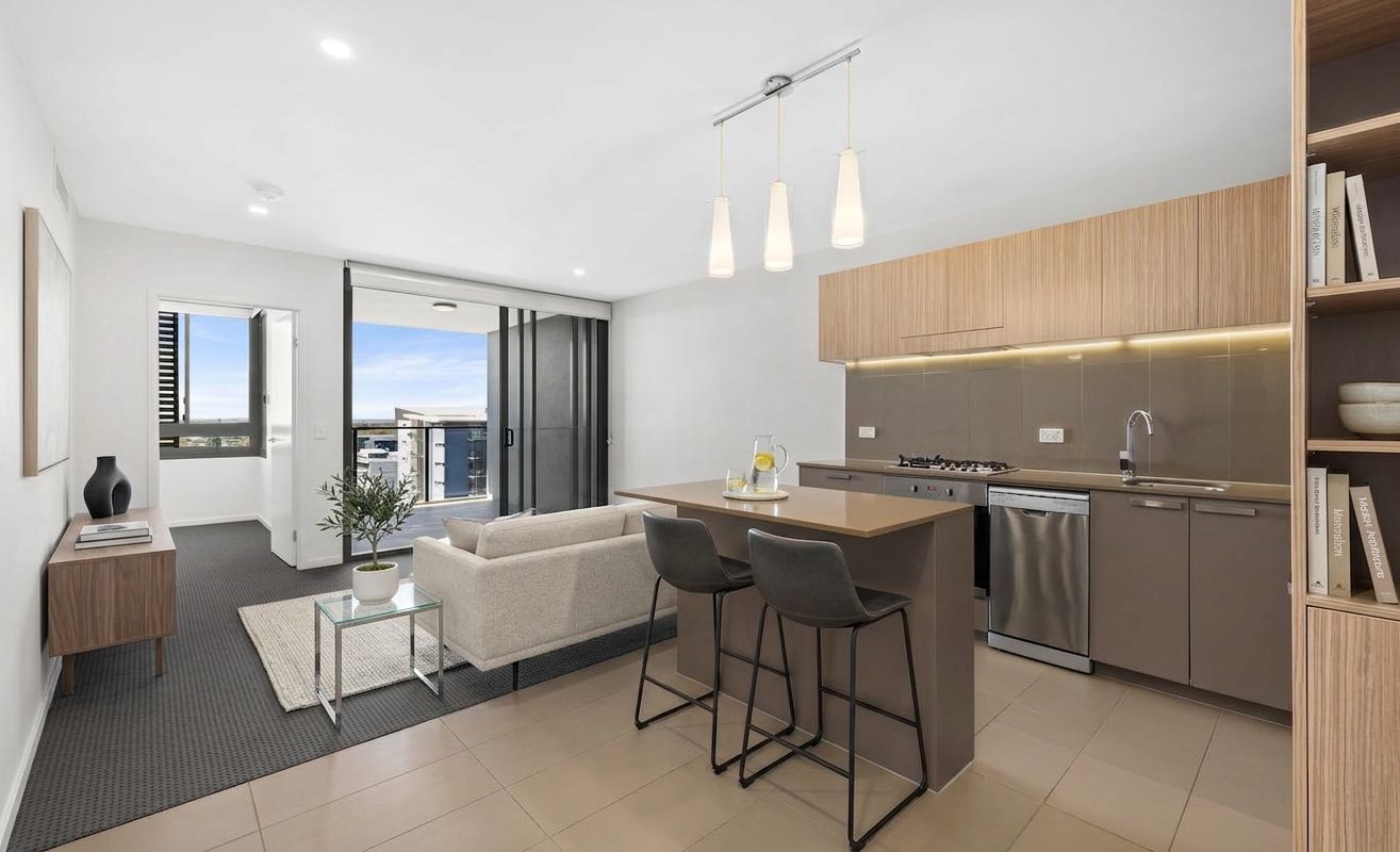 807/16 Aspinall Street — photo from Ray White New Farm