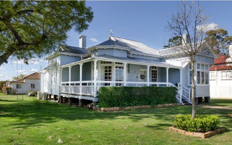 15 Locke Street, Warwick, QLD 4370