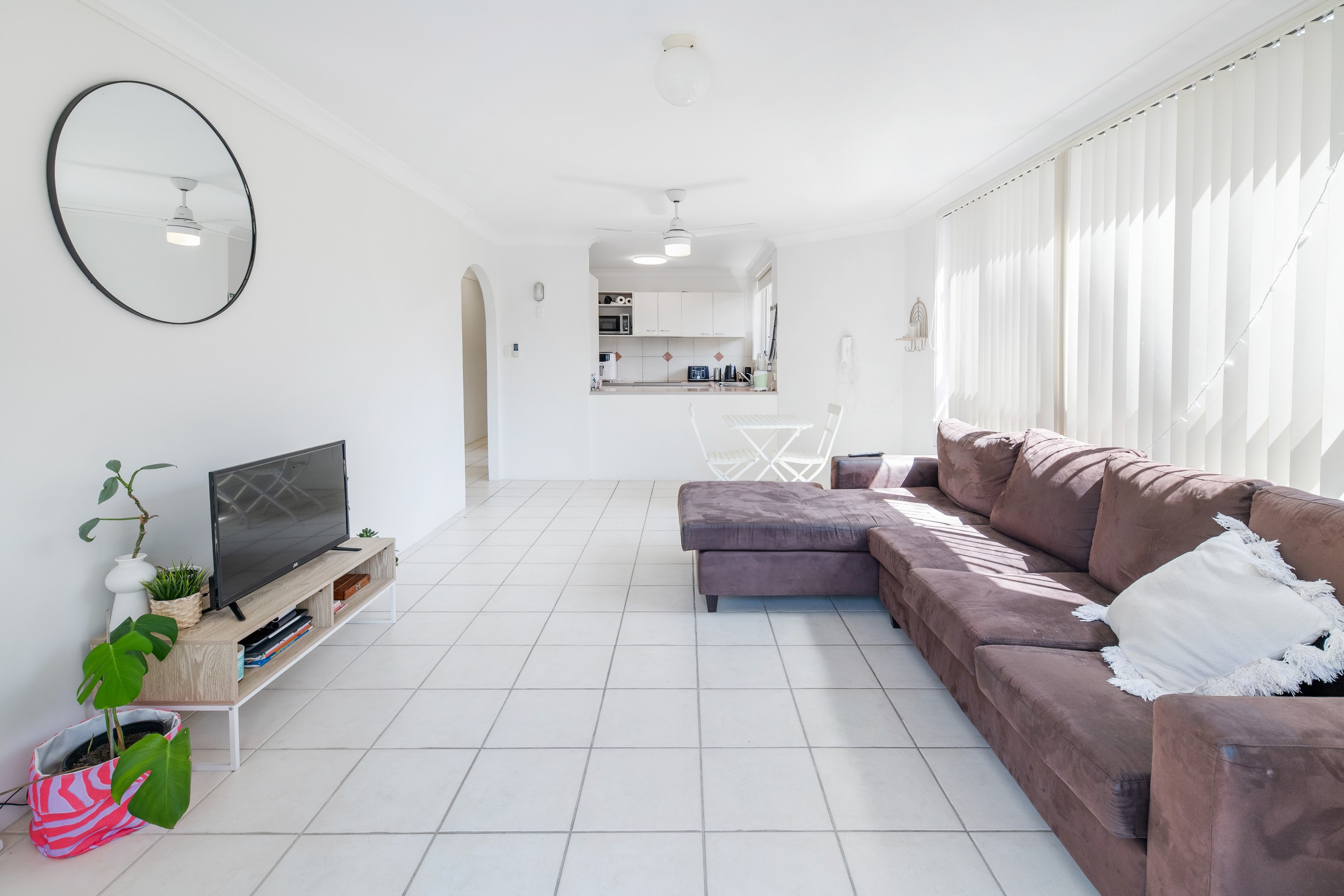 6/24 First Avenue, Broadbeach, QLD 4218
