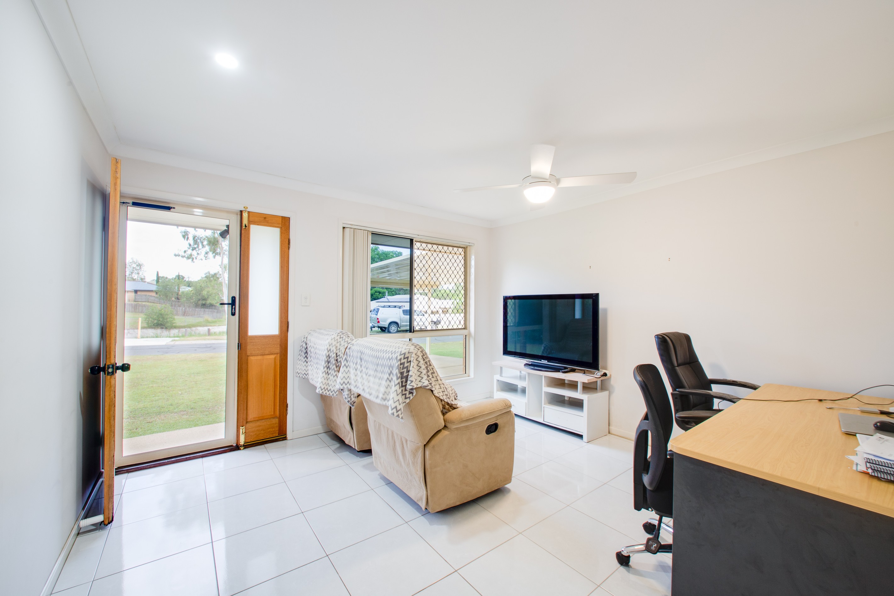 9 Comona Court, Wulkuraka, QLD 4305
