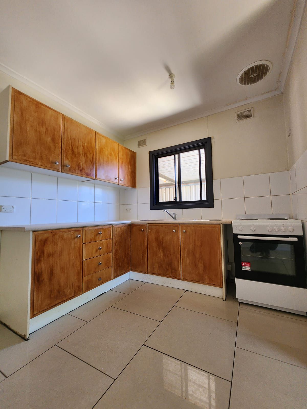 15 Kenner Street, Elizabeth Downs, SA 5113