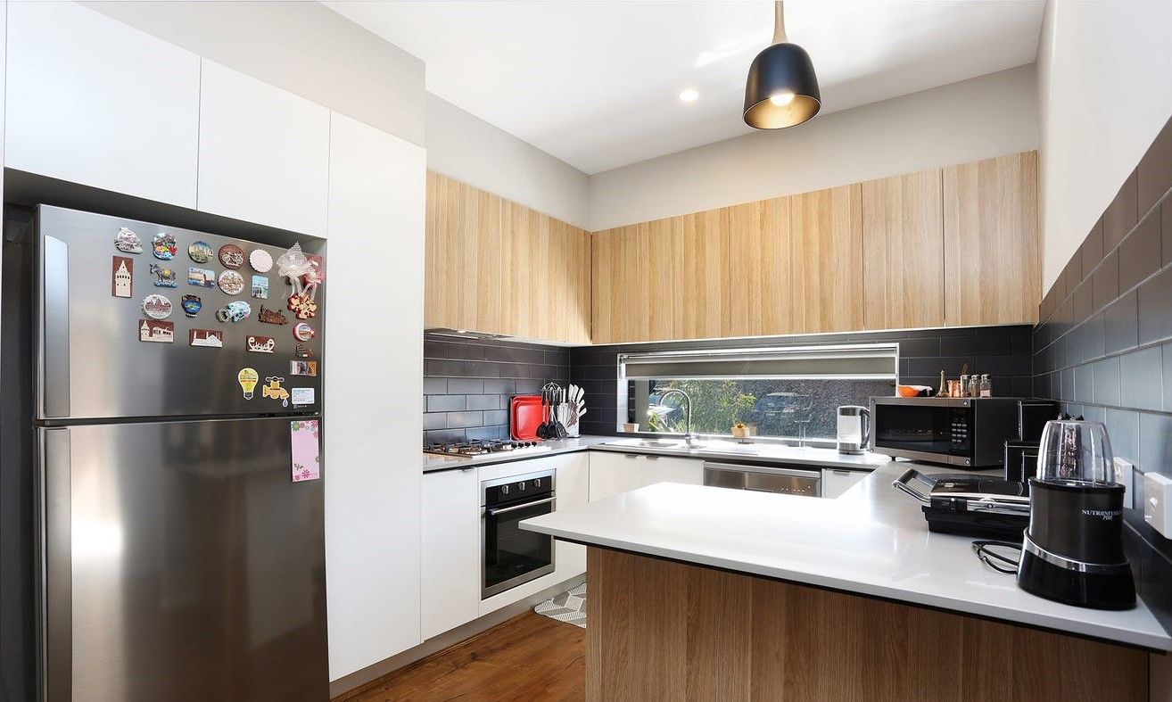 2/2 Dhemre Place, Dallas, VIC 3047