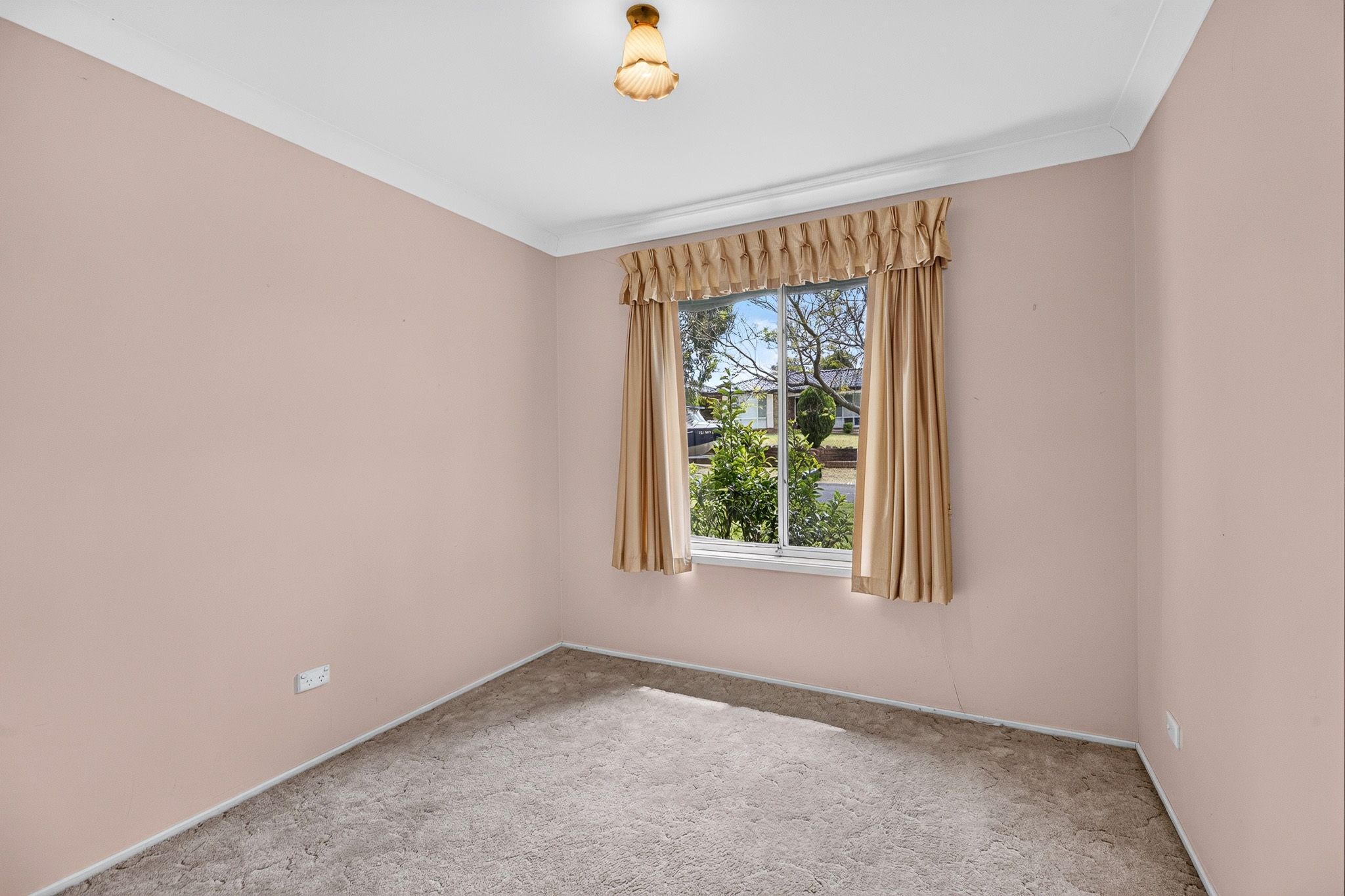 87 Boomerang Crescent — photo 15 of 27