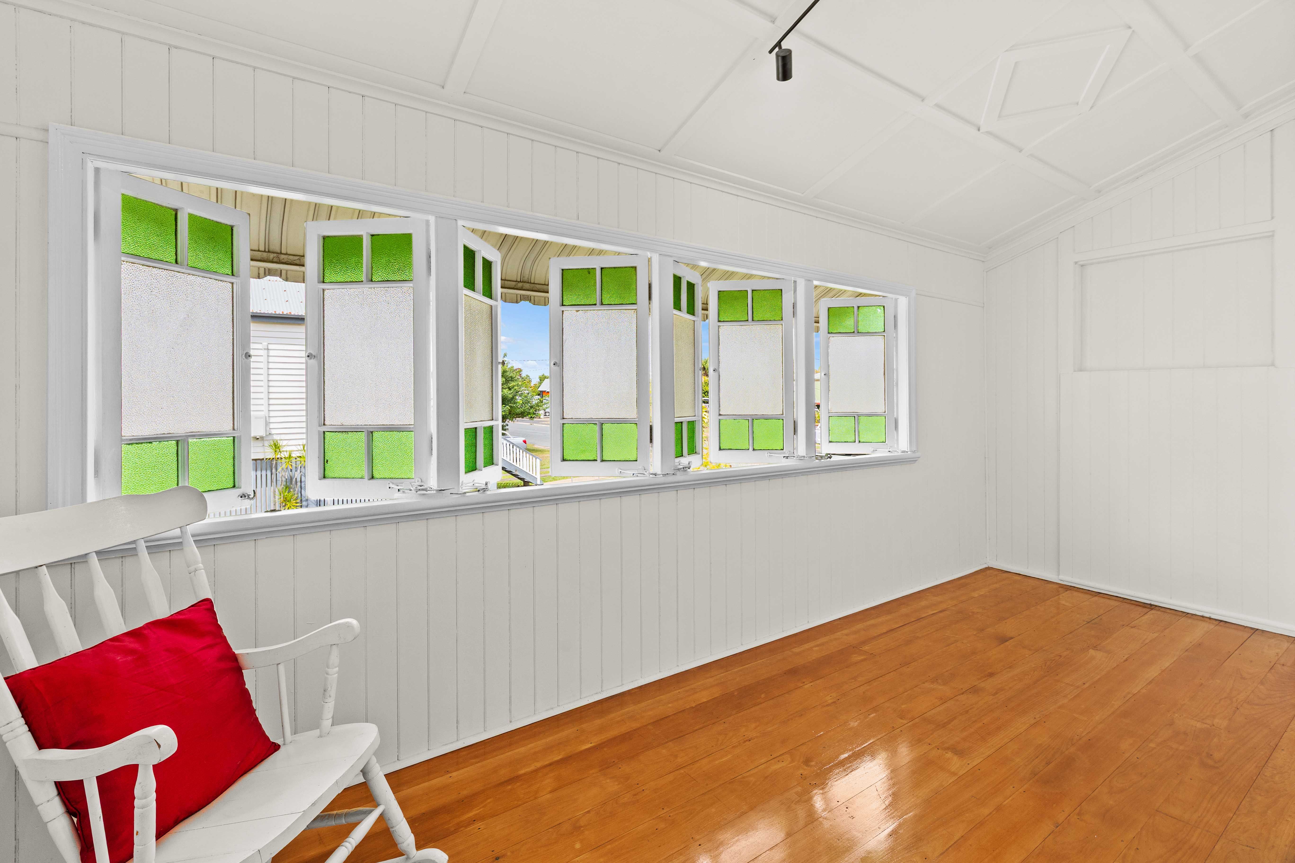 33 Churchill Street — photo 7 of 19