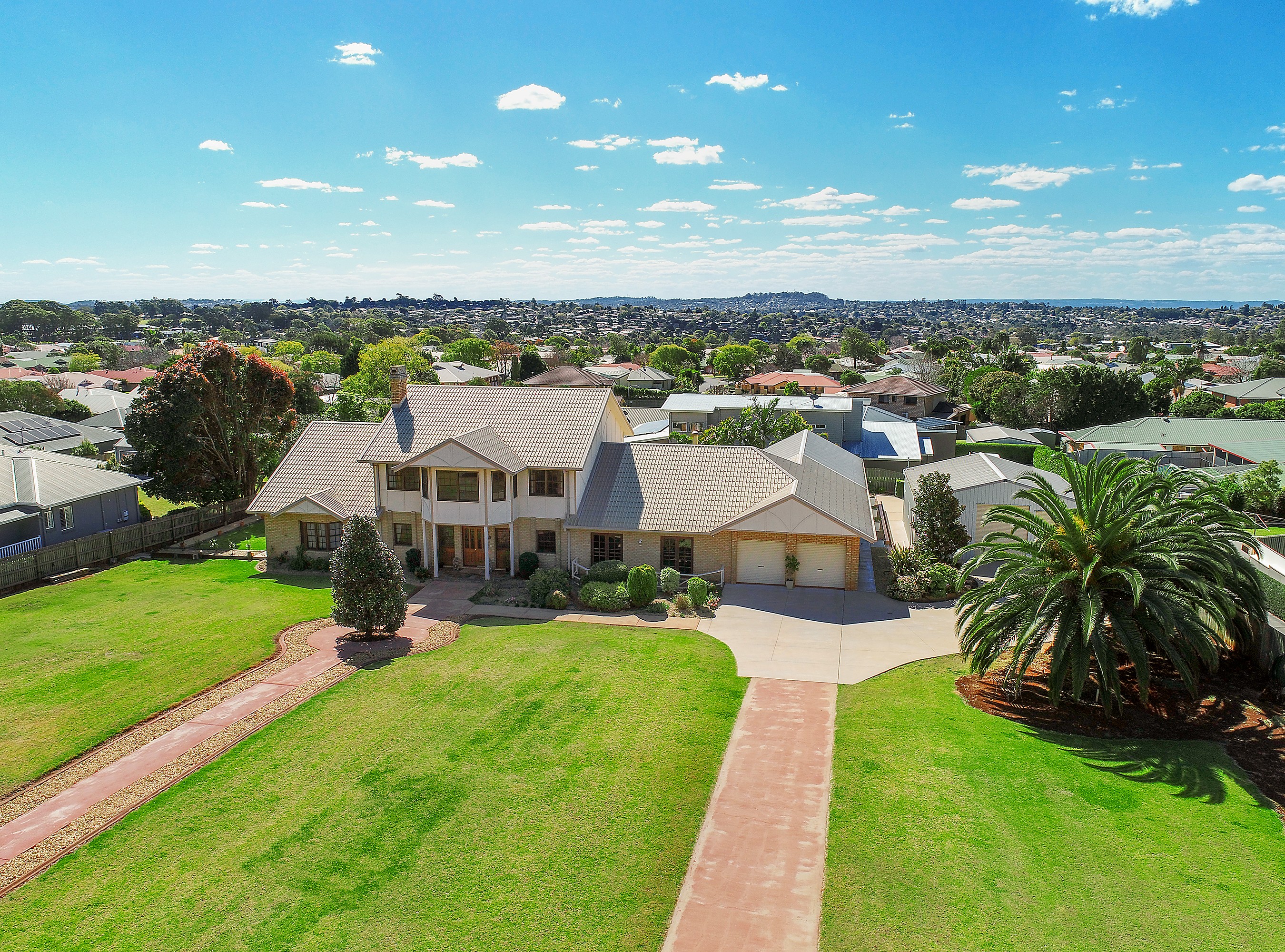 129 Spring Street, Middle Ridge, QLD 4350