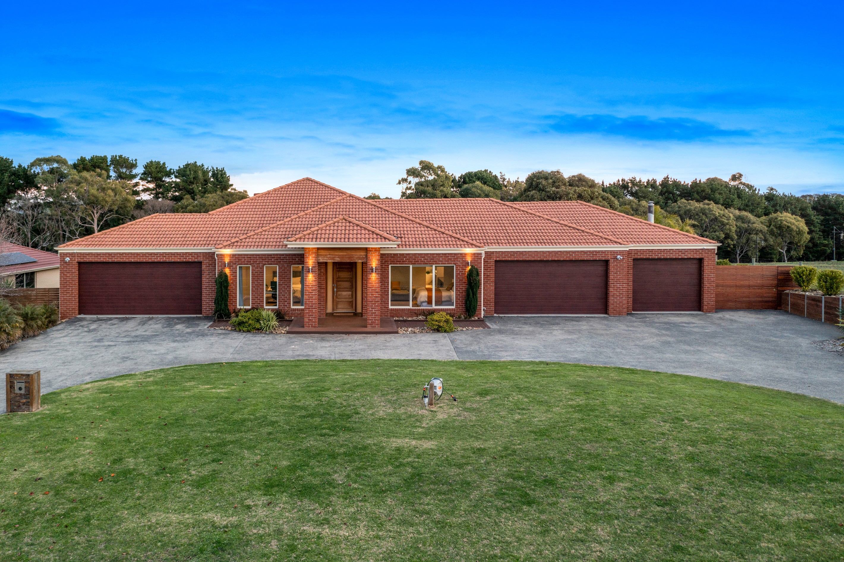 53 Carmelo Court, Hidden Valley, VIC 3756