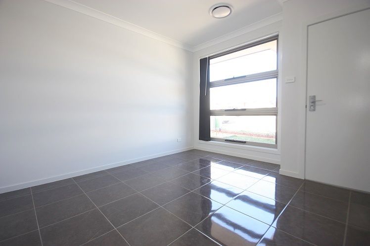 98 Buchan Avenue, Edmondson Park, NSW 2174