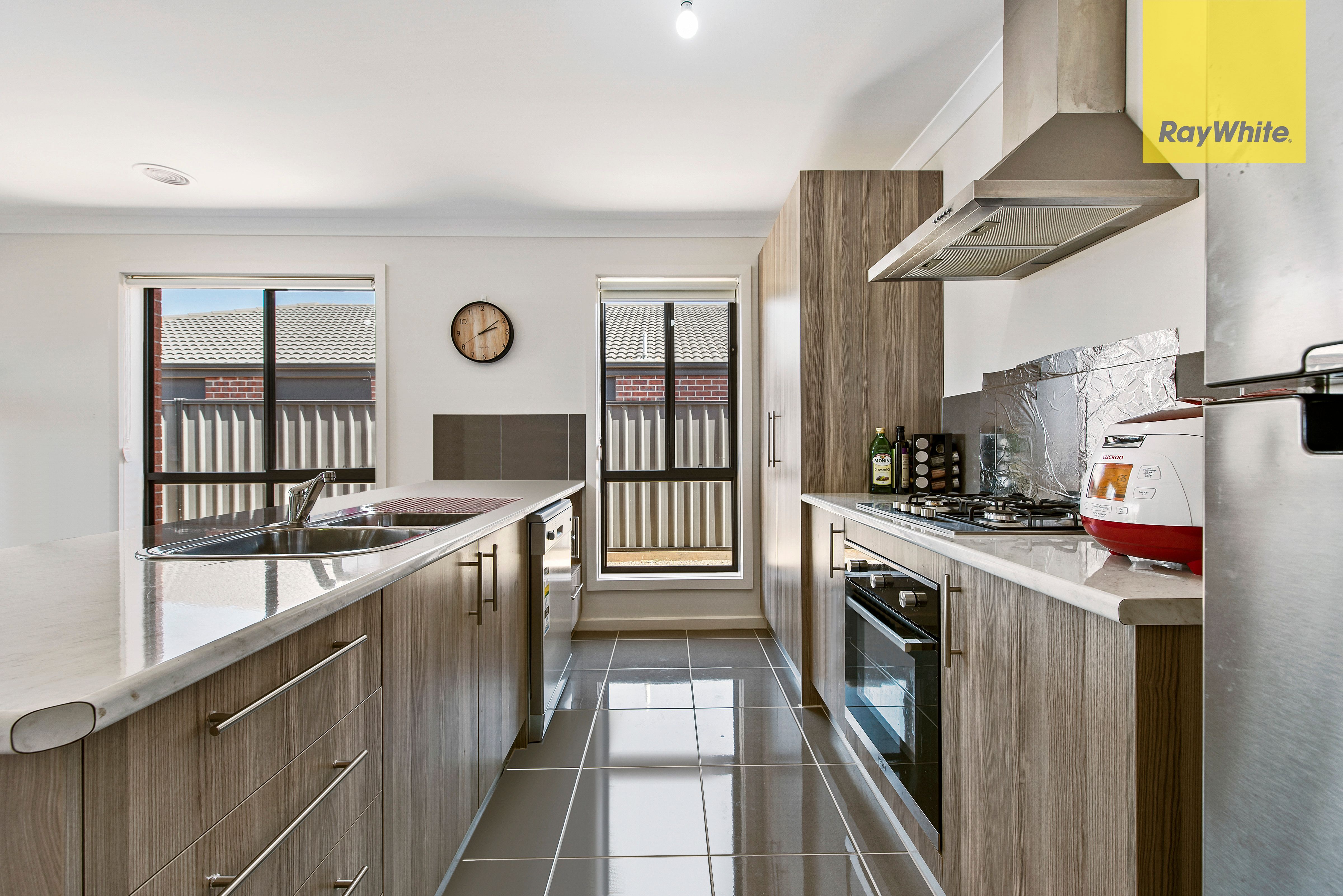 199 James Melrose Drive, Brookfield, VIC 3338