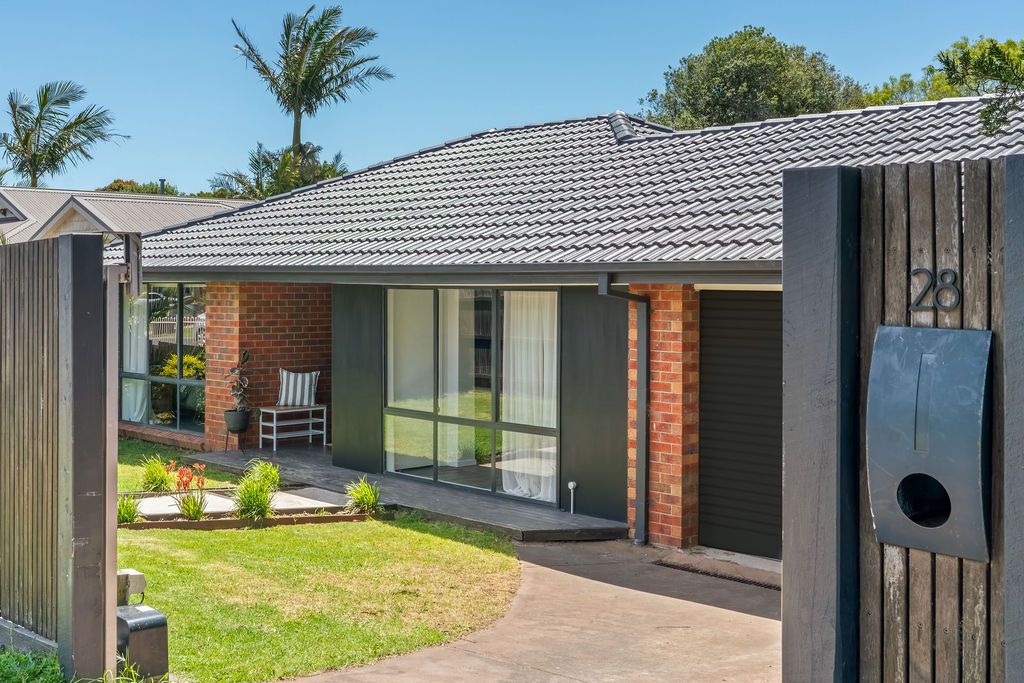 28 Sunningdale Road, Rosebud, VIC 3939