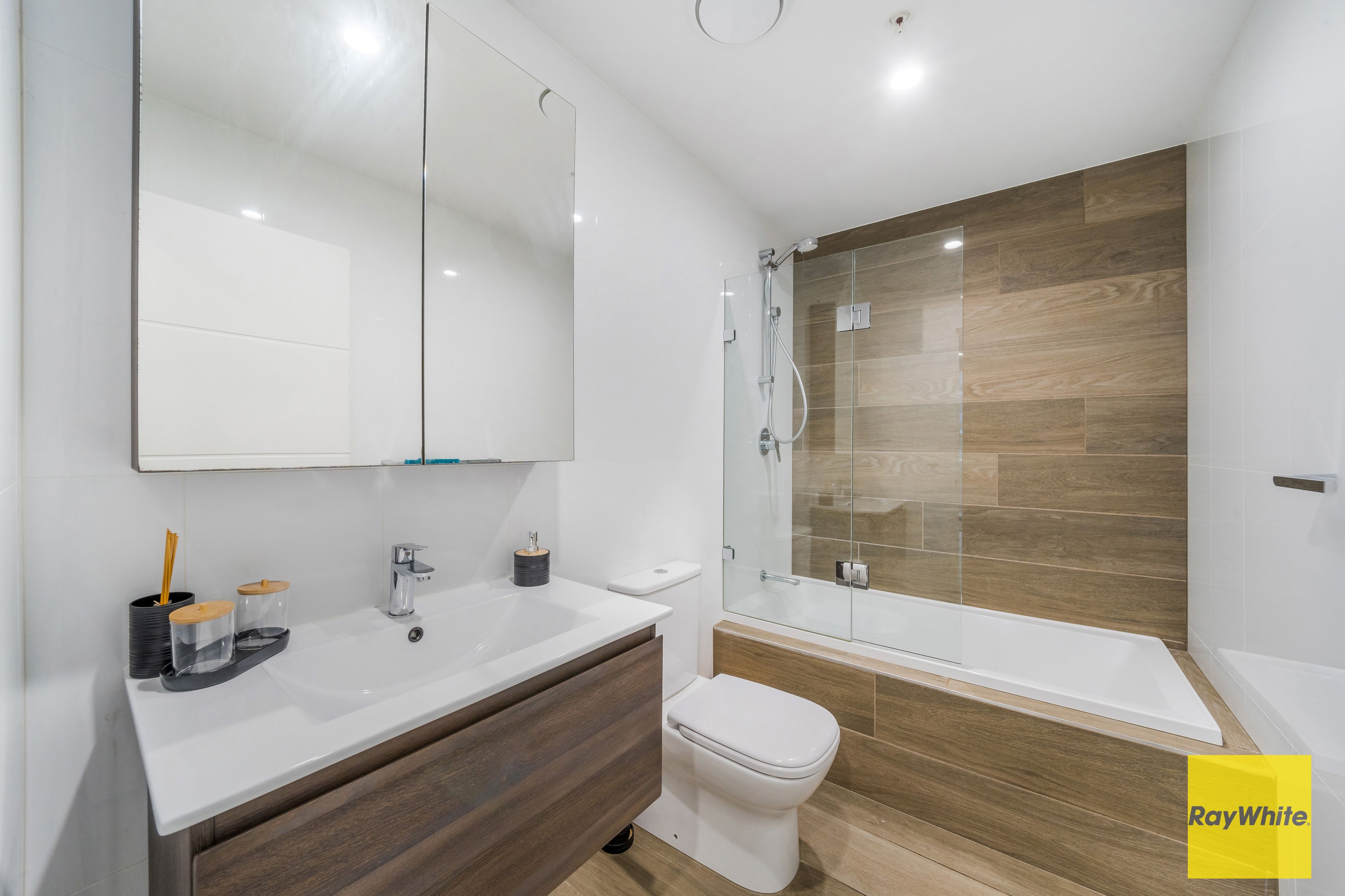 218/363 Bernera Road — photo 13 of 17