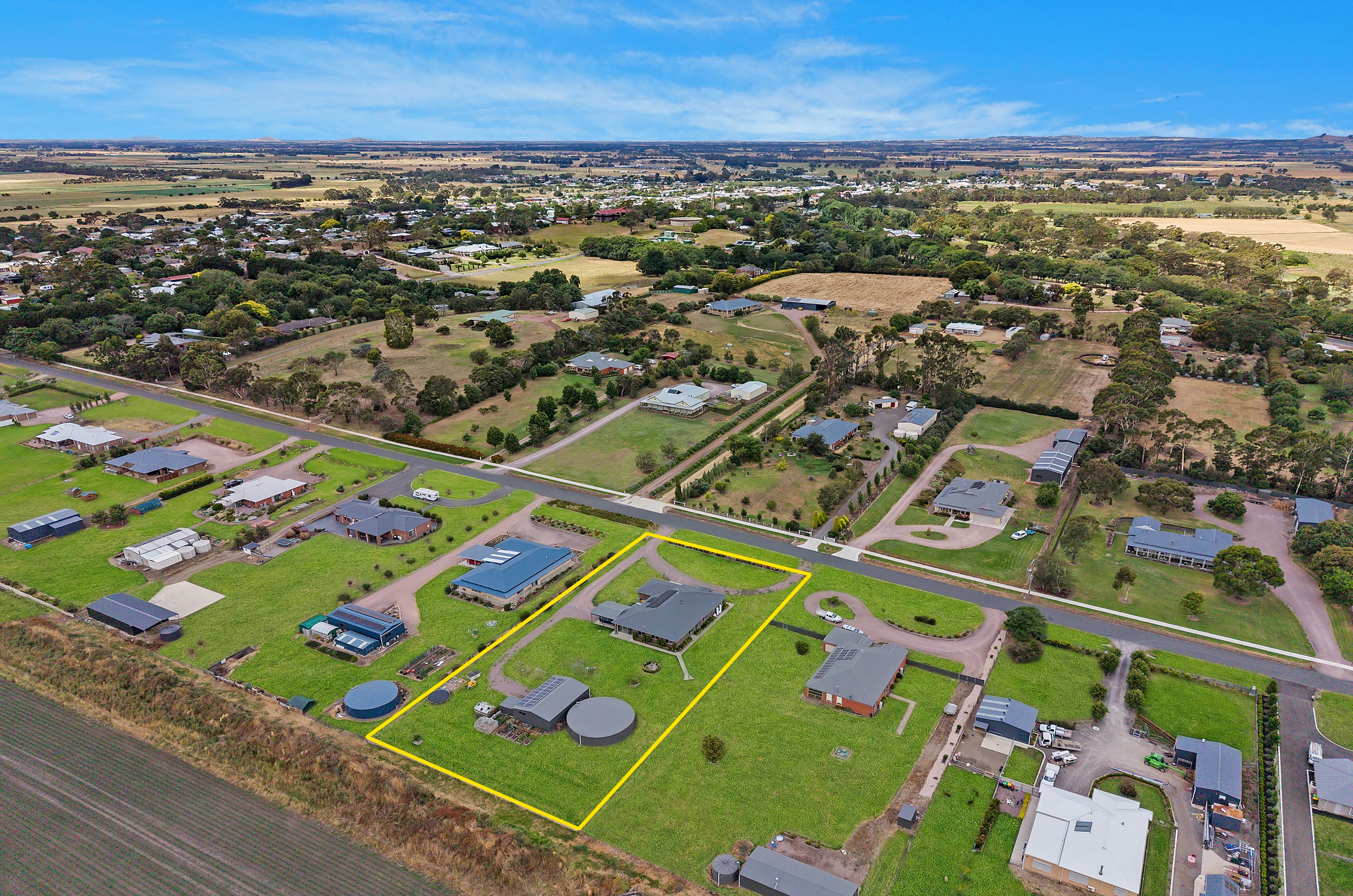 27 Cameron Street, Terang, VIC 3264