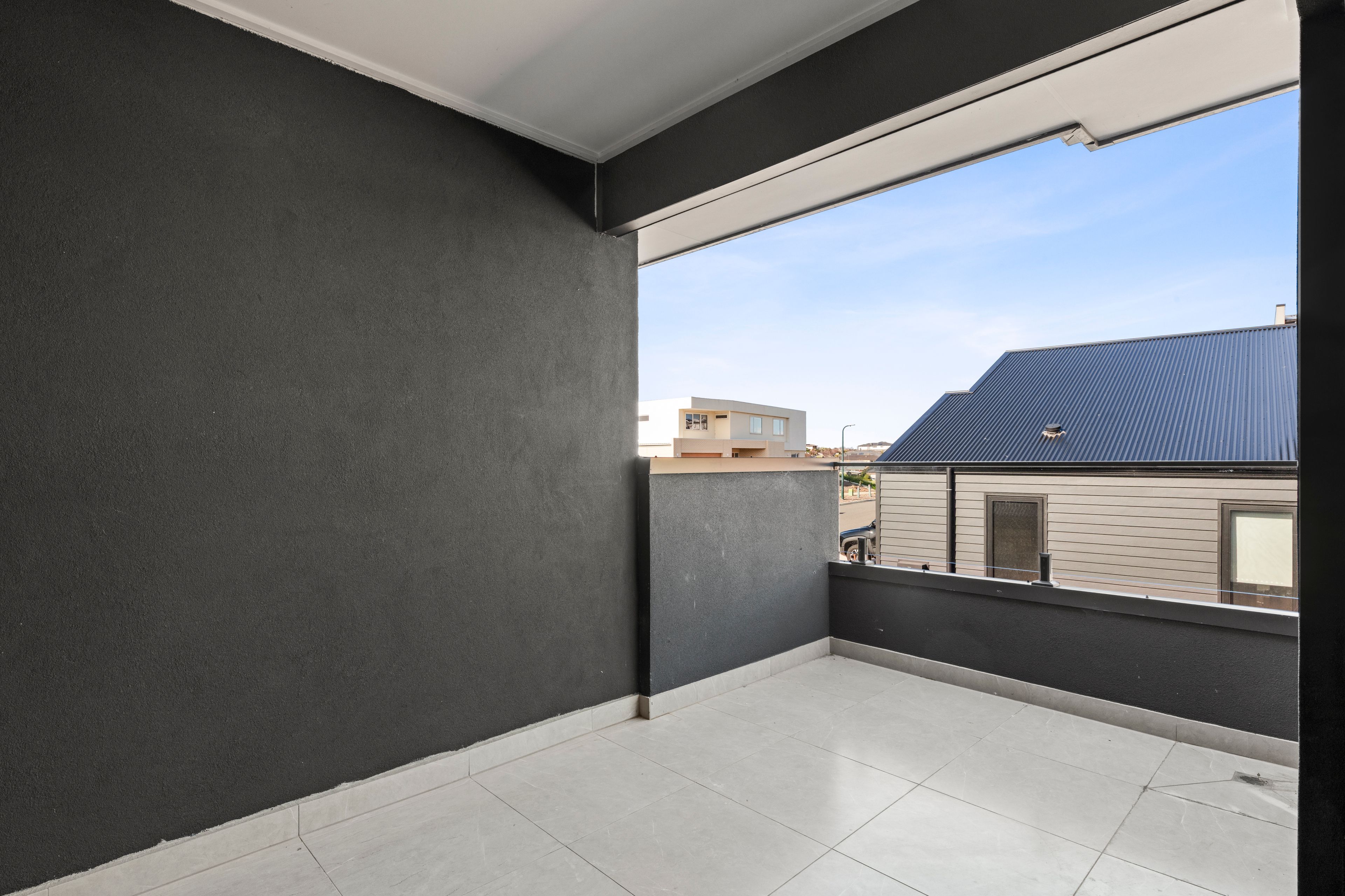 31 Radstock Avenue — photo 8 of 17