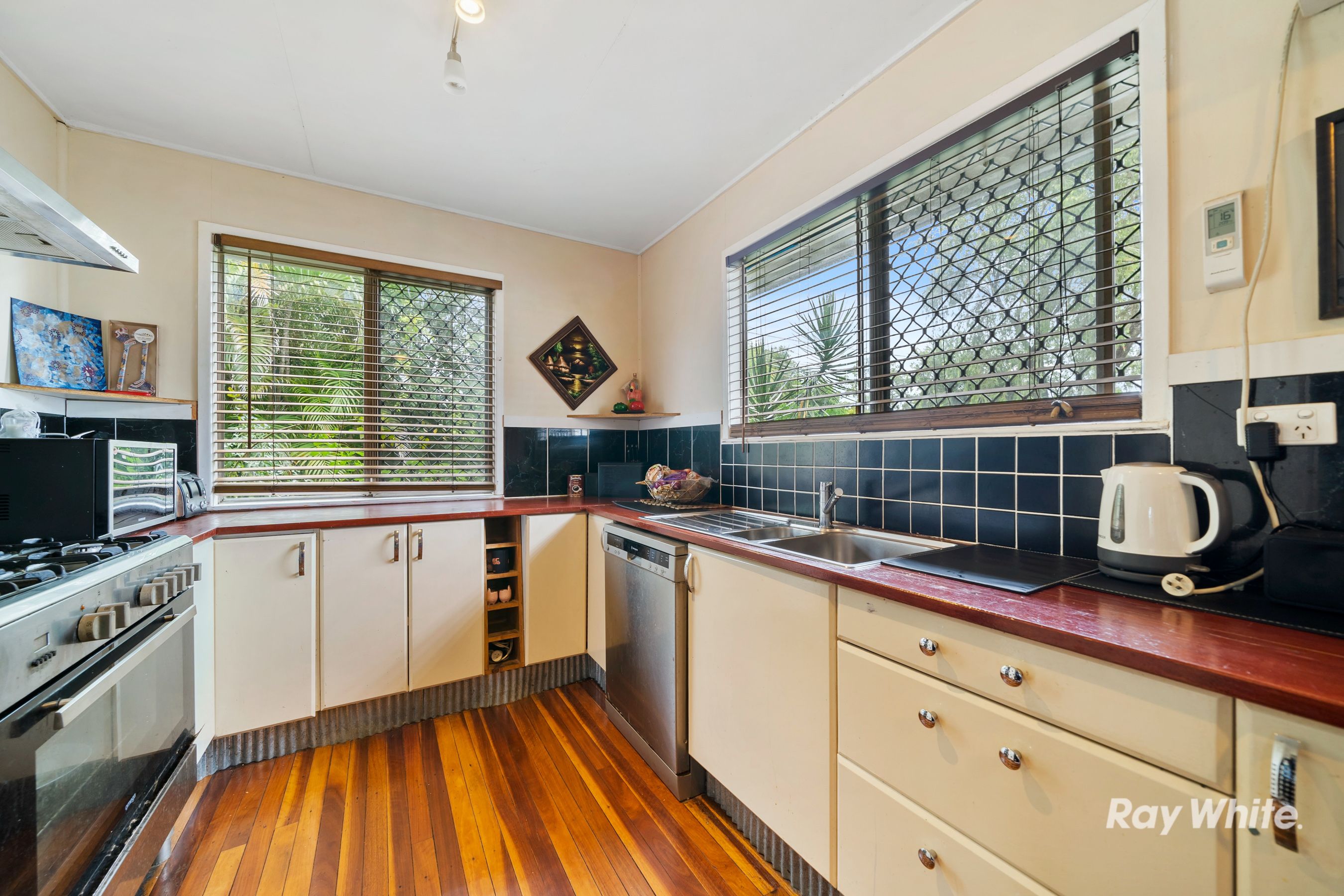 18 Farr Street, East Ipswich, QLD 4305