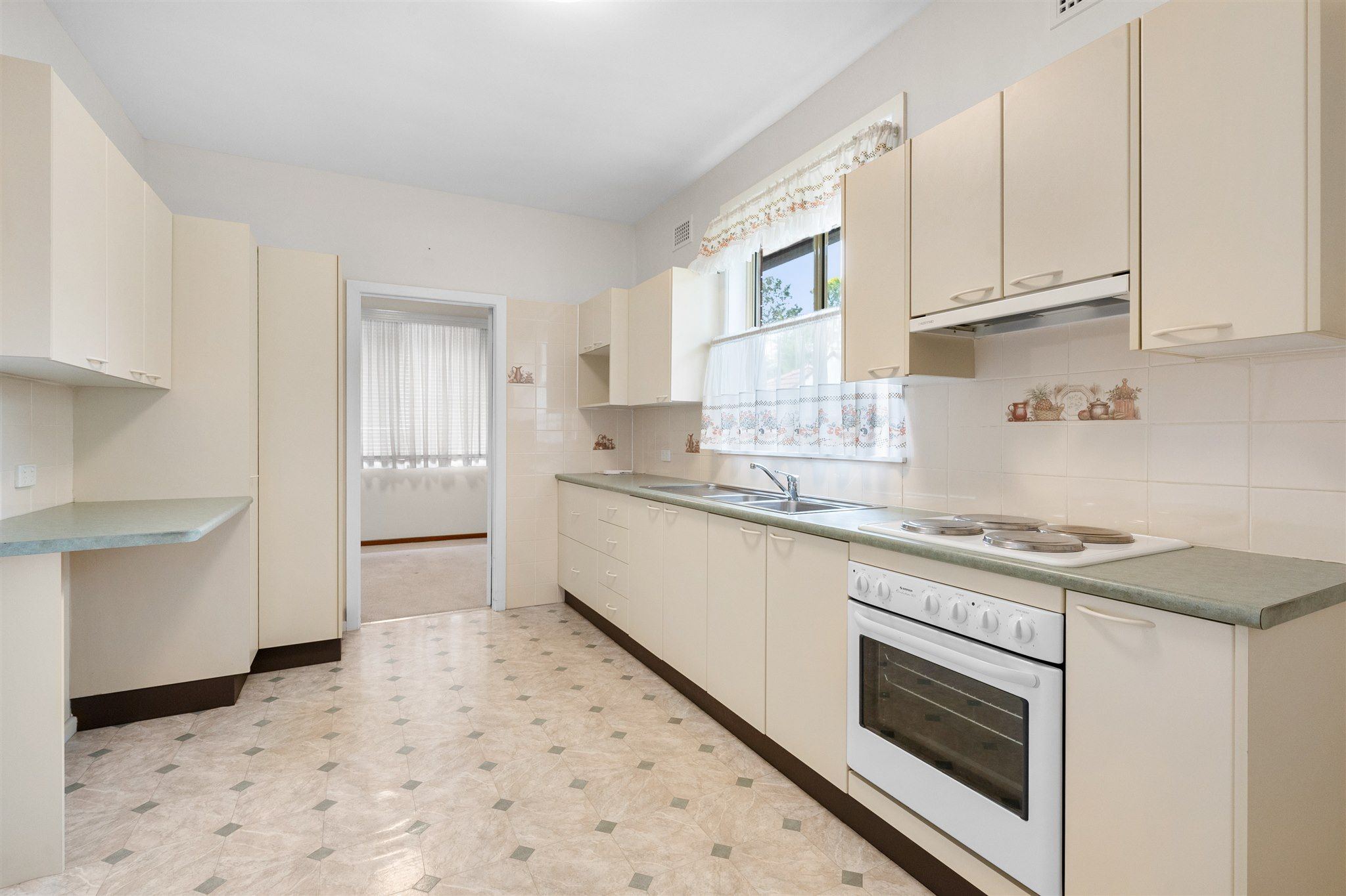 14 Parry Avenue, Narwee, NSW 2209