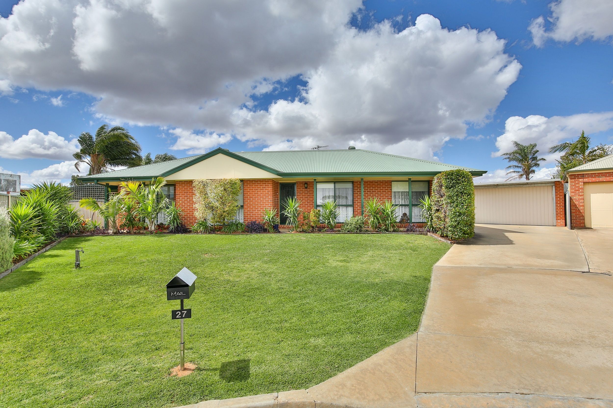 27 Olivewood Drive, Mildura, VIC 3500