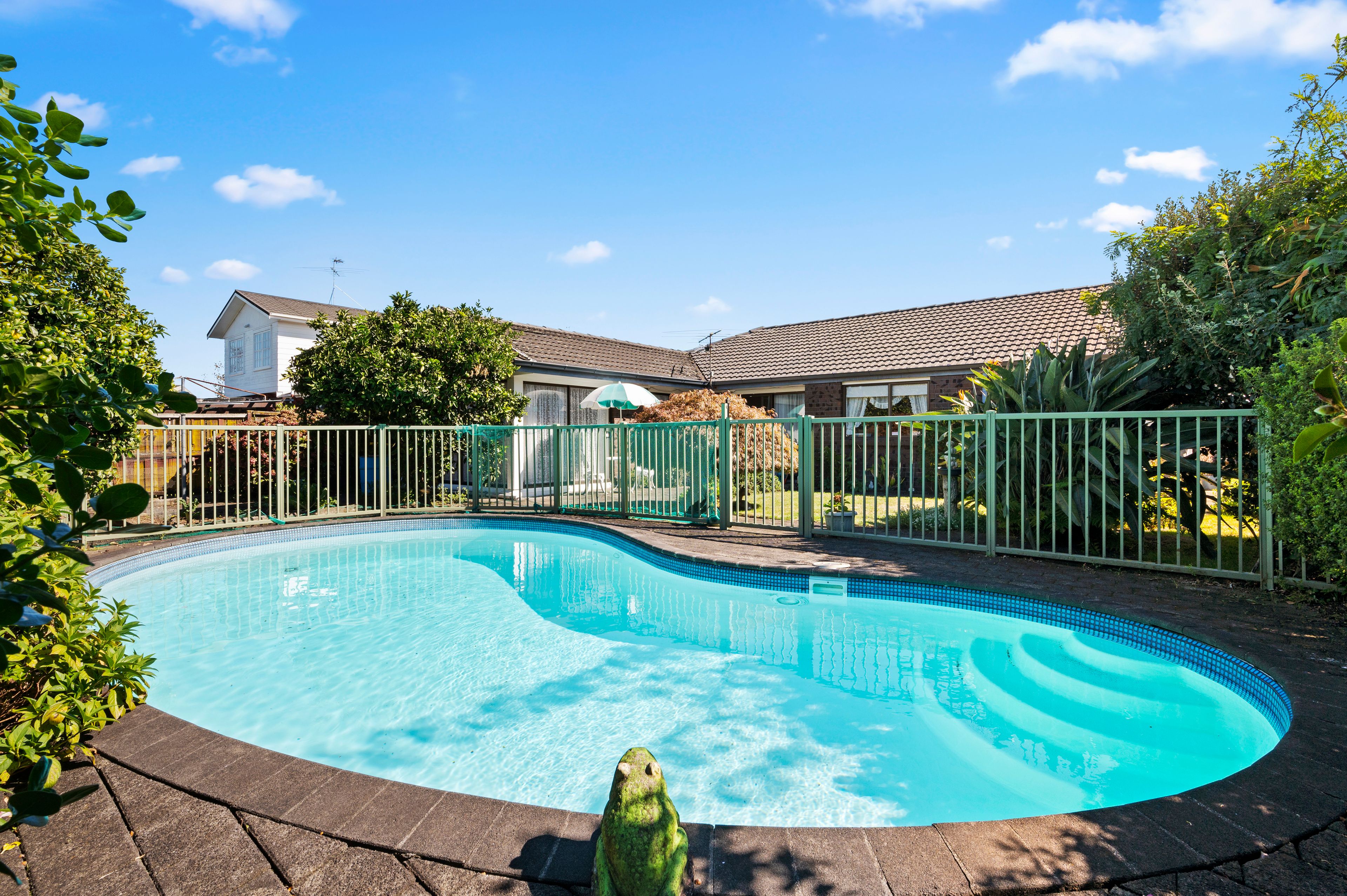 34 Raddock Place, Farm Cove, Manukau City