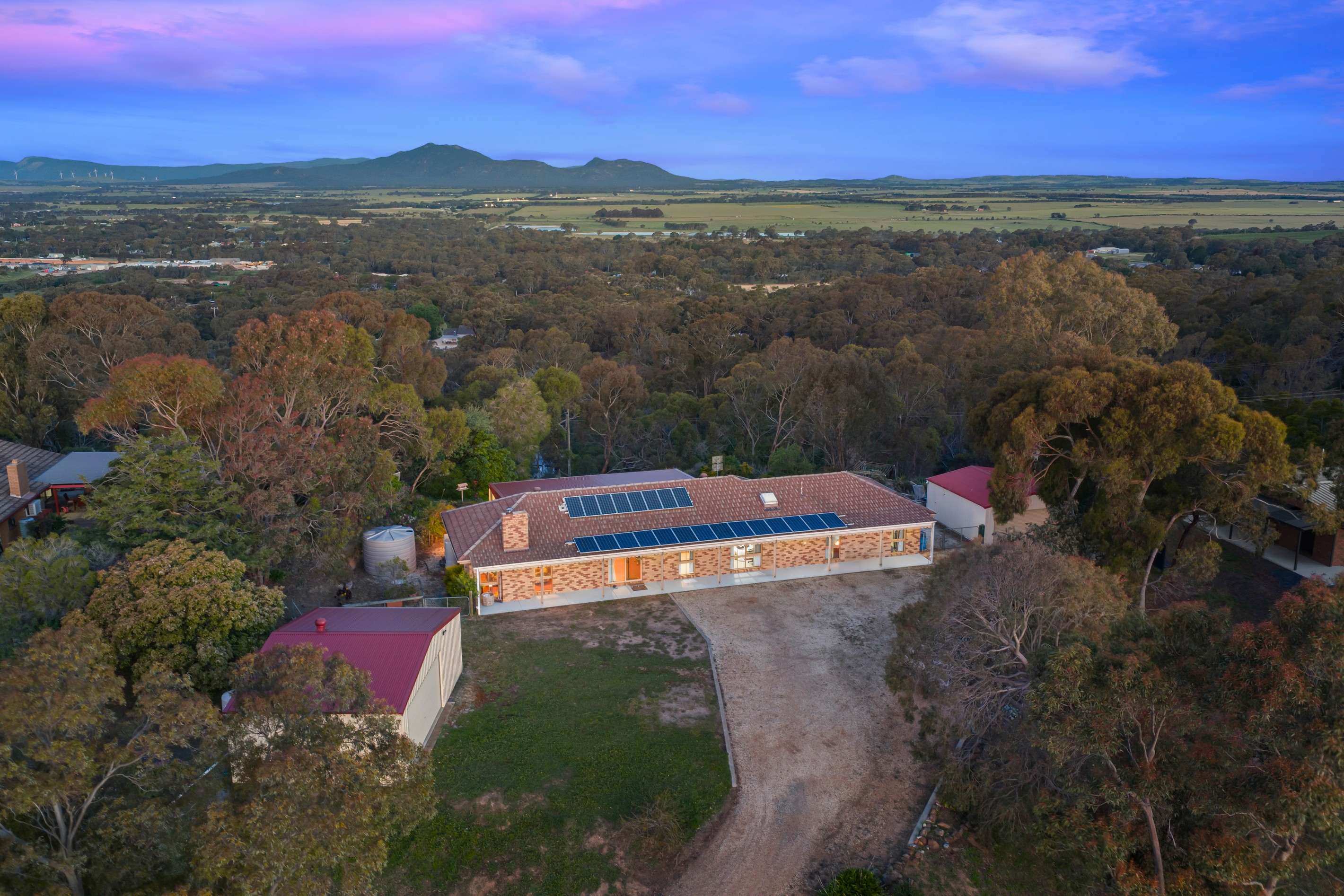 65 Bellinghams Hill Road, Ararat, VIC 3377