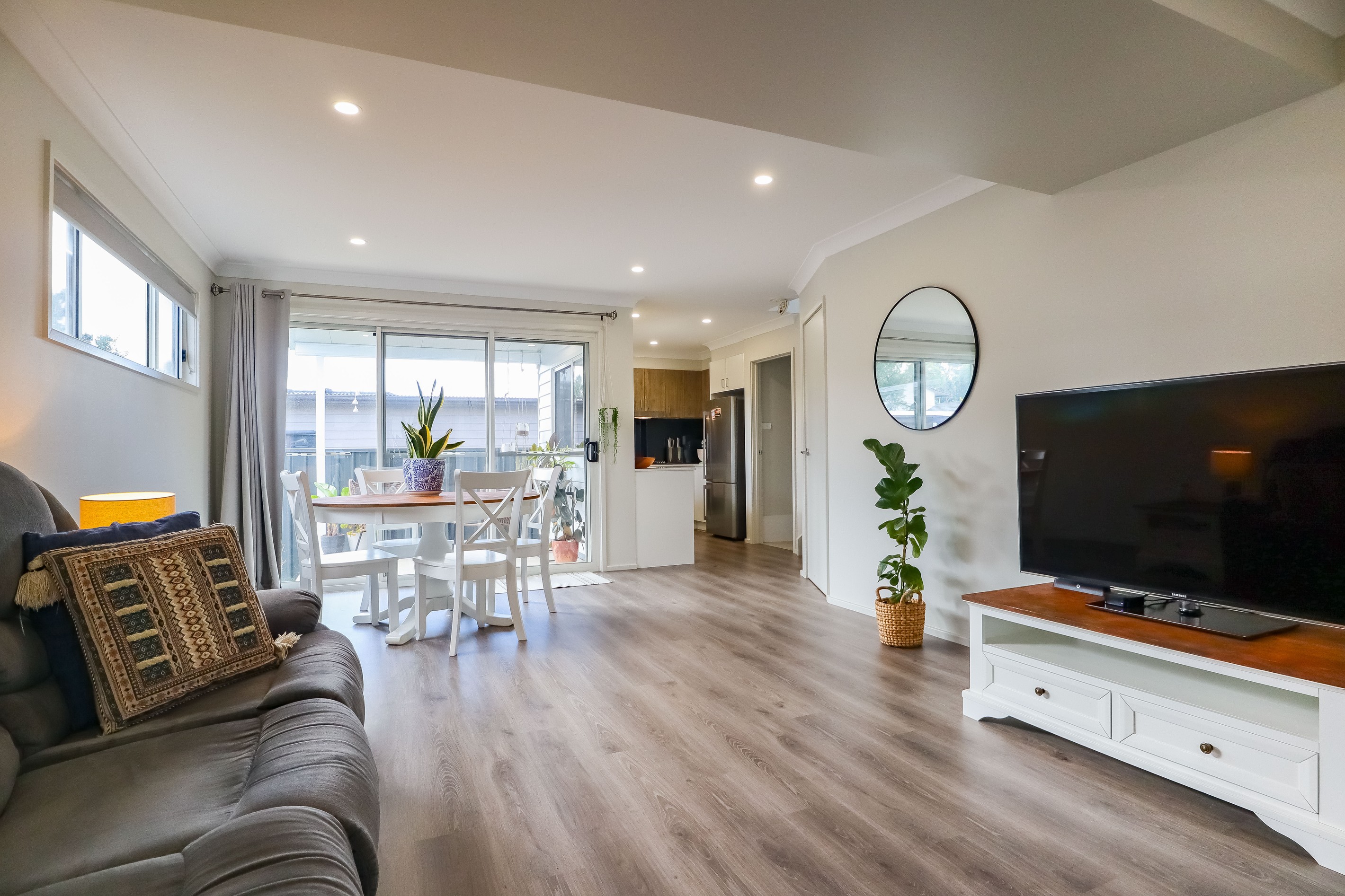 2/43-45 Helen Street, Mount Hutton, NSW 2290