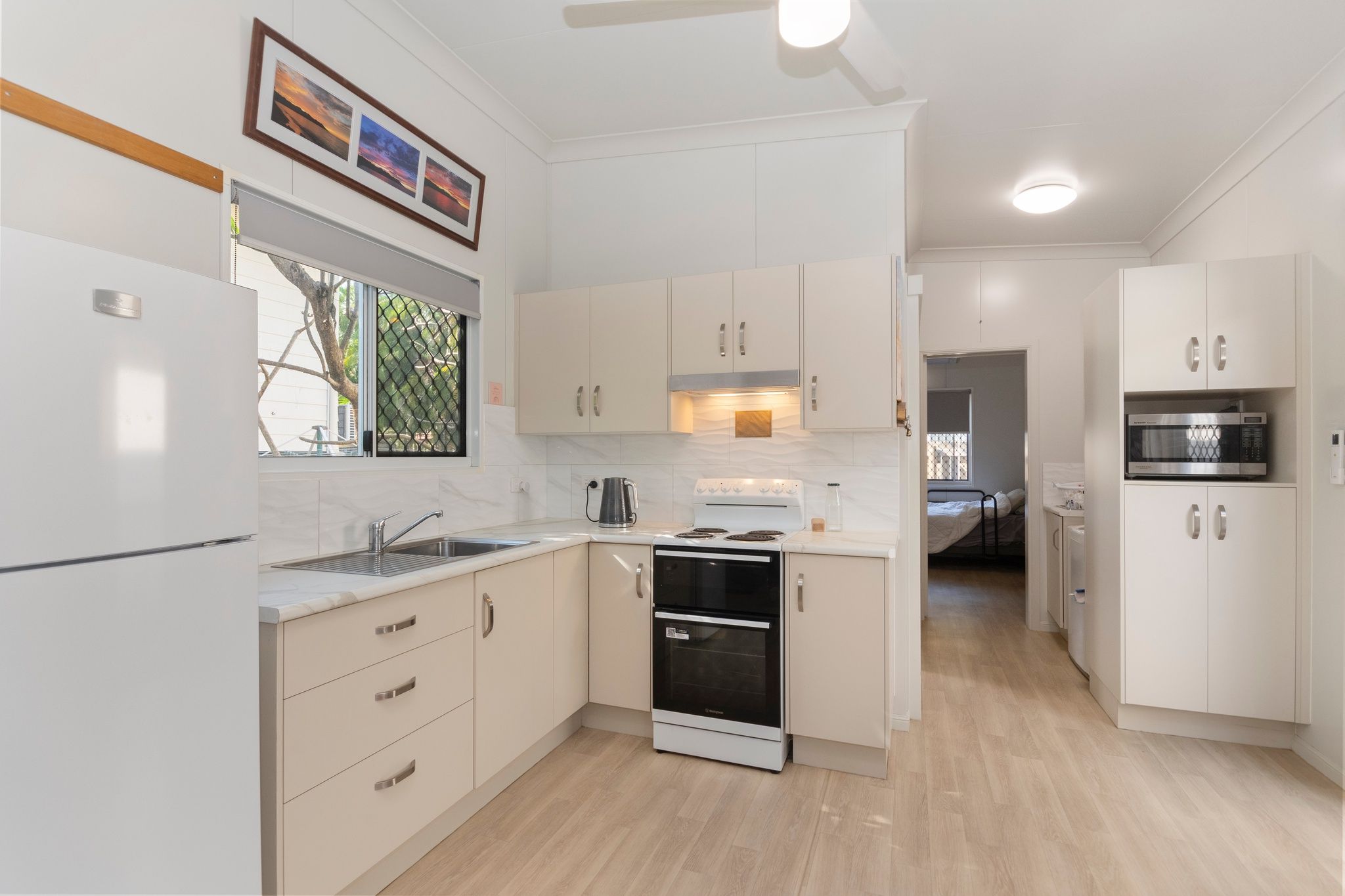 28 Somerset Street — photo 10 of 13