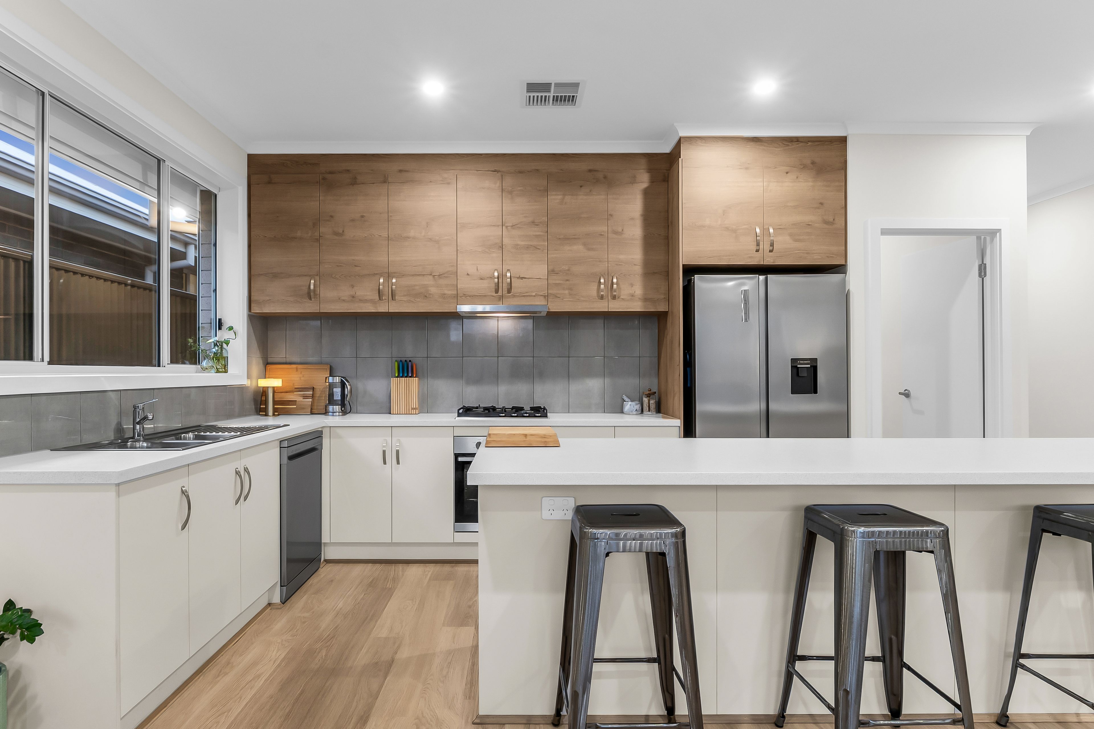 23 Corymbia Avenue — photo 4 of 30