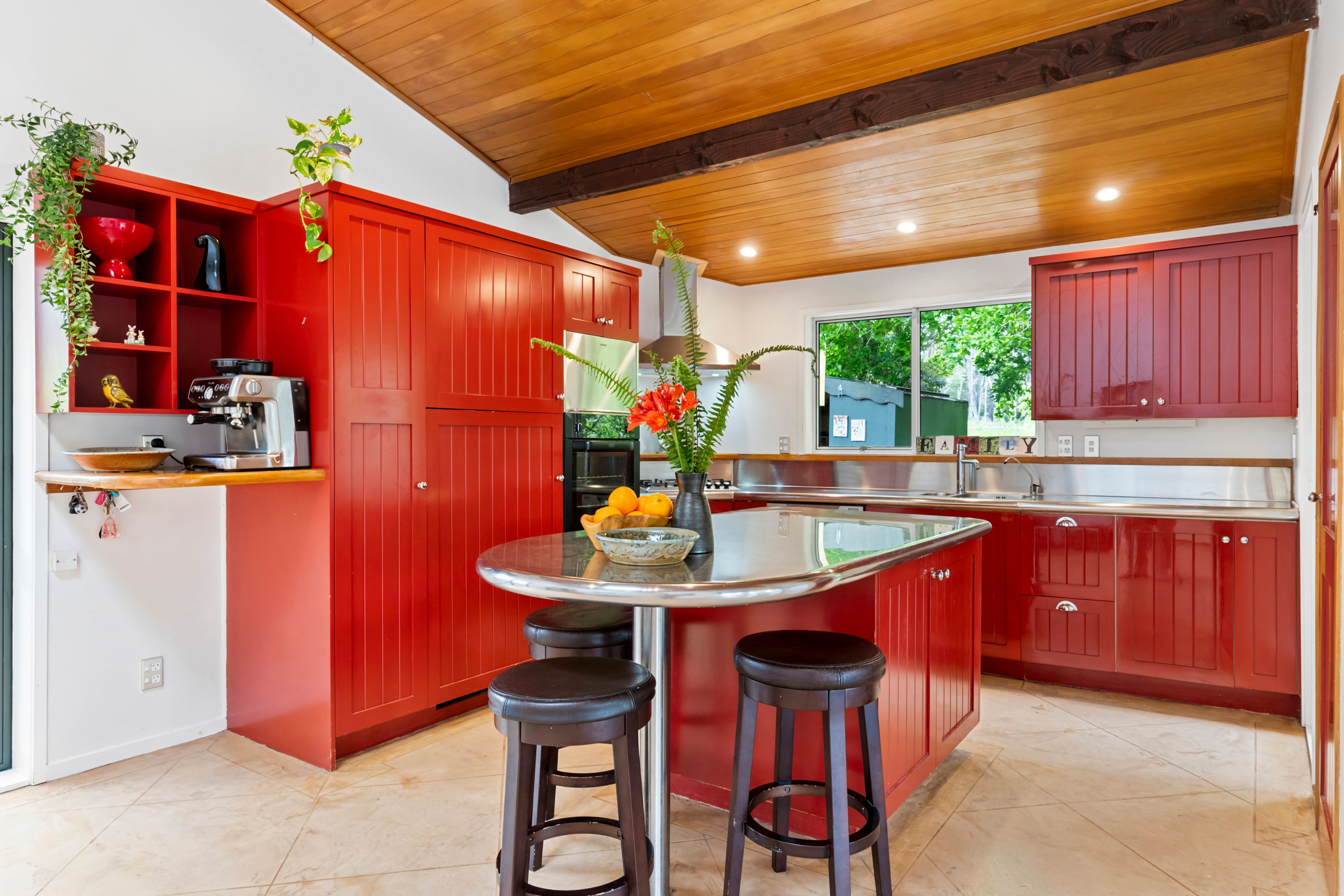 197 Forest Hill Road, Waiatarua, Waitakere City