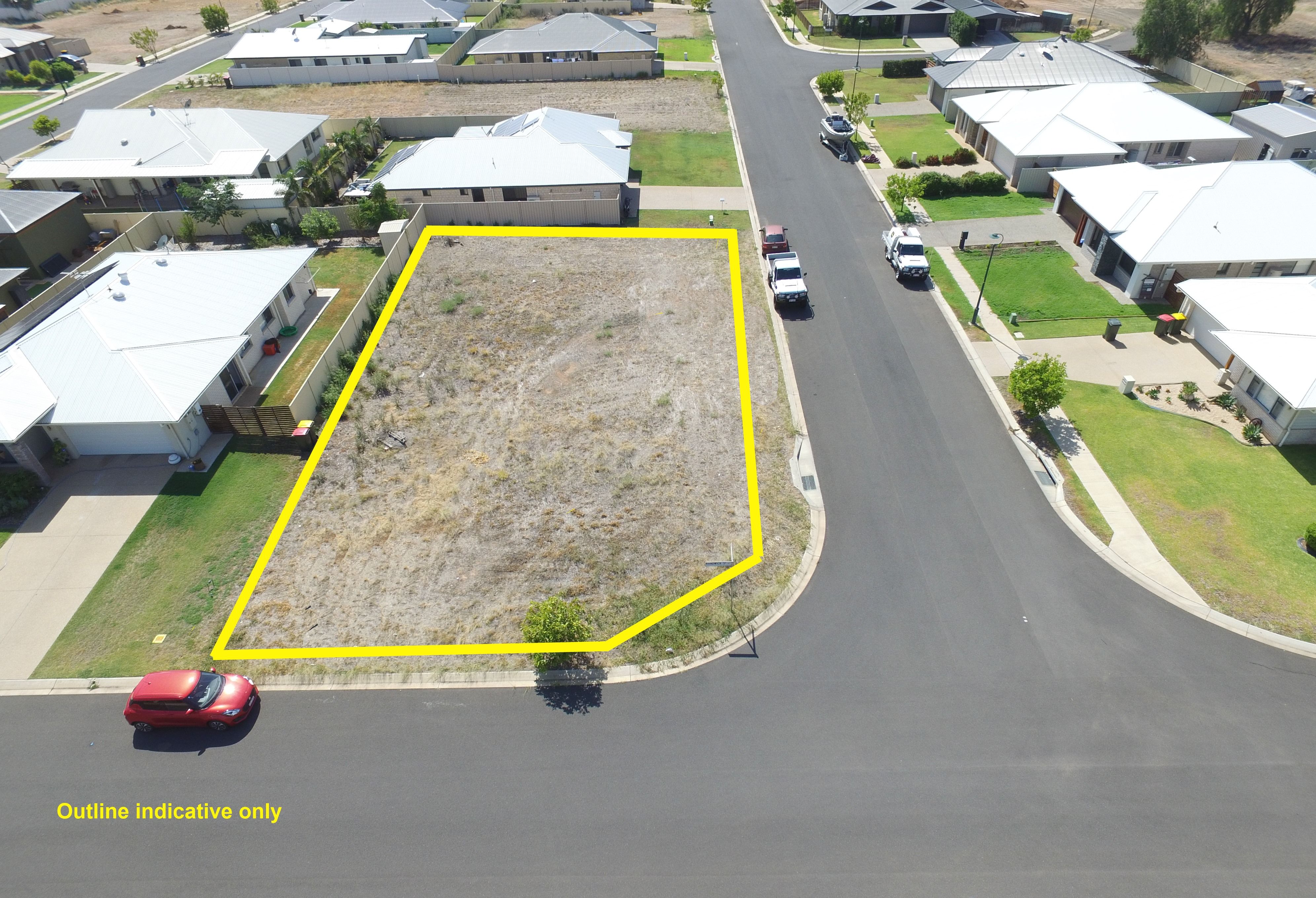 76 Canterbury Road, Emerald, QLD 4720