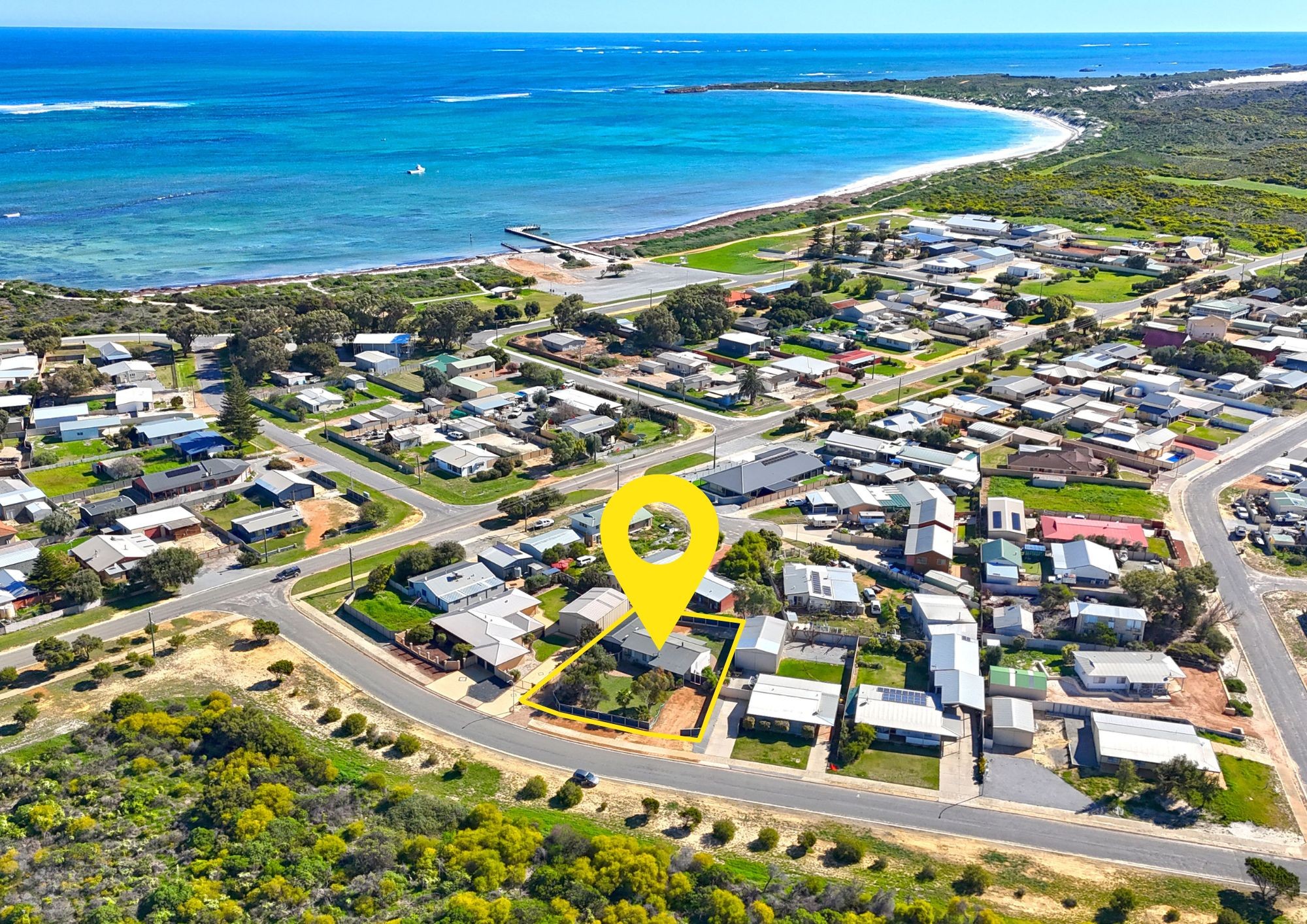 50 Hunter Crescent, Green Head, WA 6514