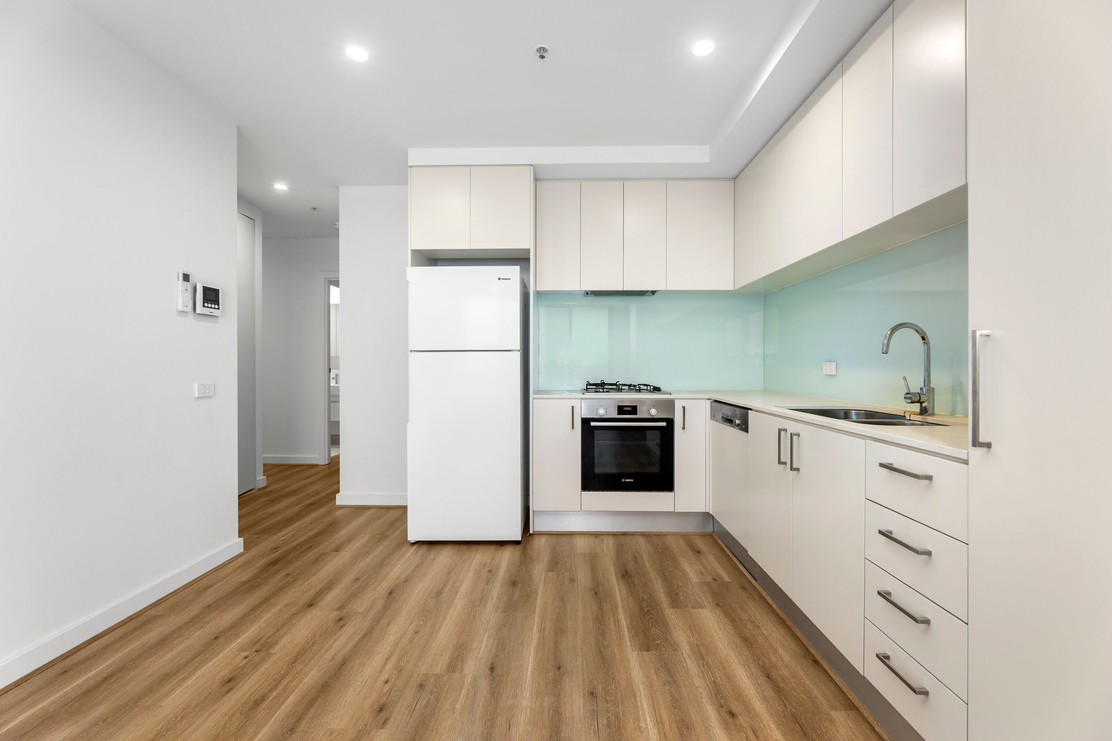 209a/6 Clinch Avenue — photo 5 of 12