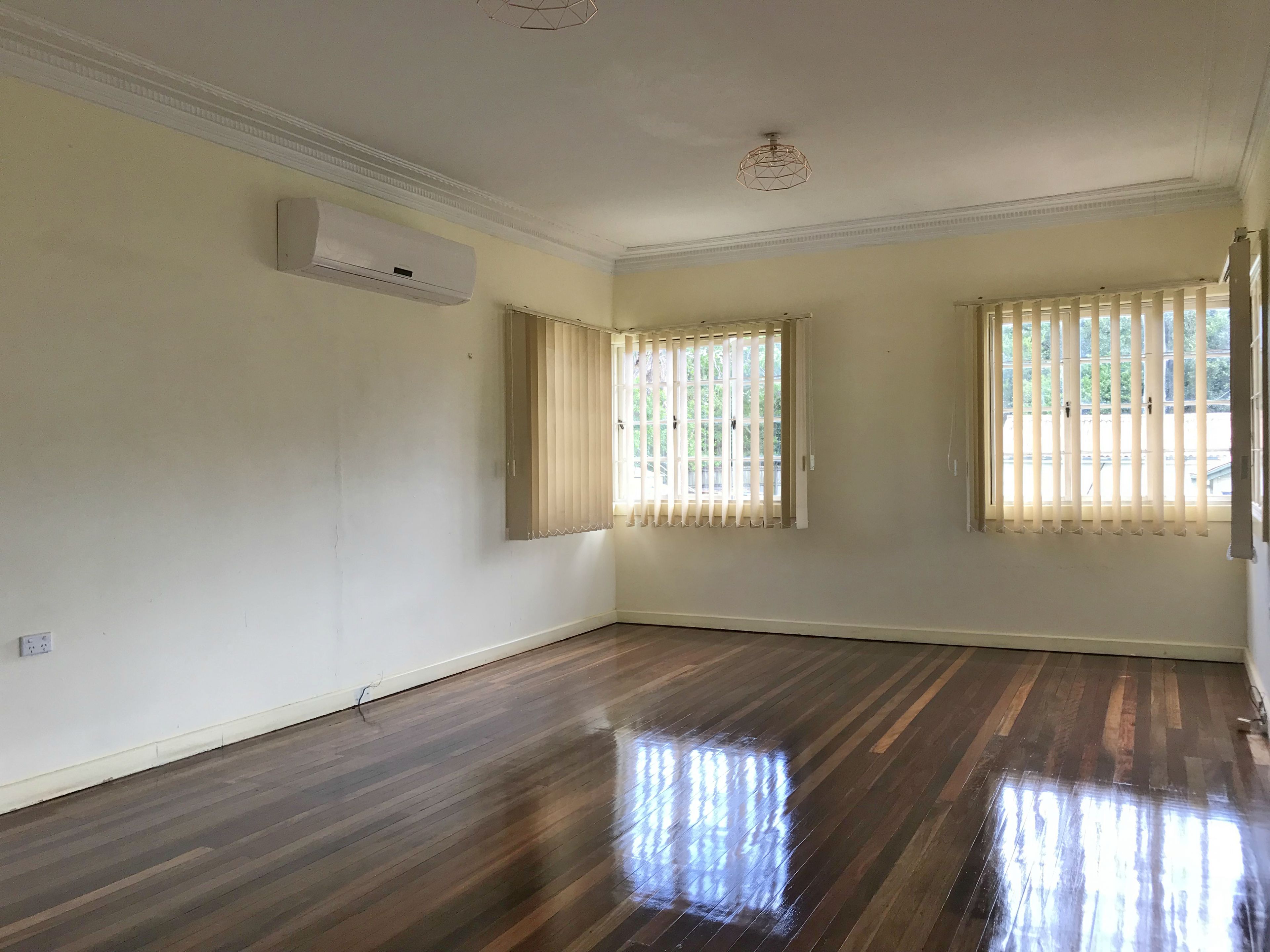 1677 Logan Road, Upper Mount Gravatt, QLD 4122