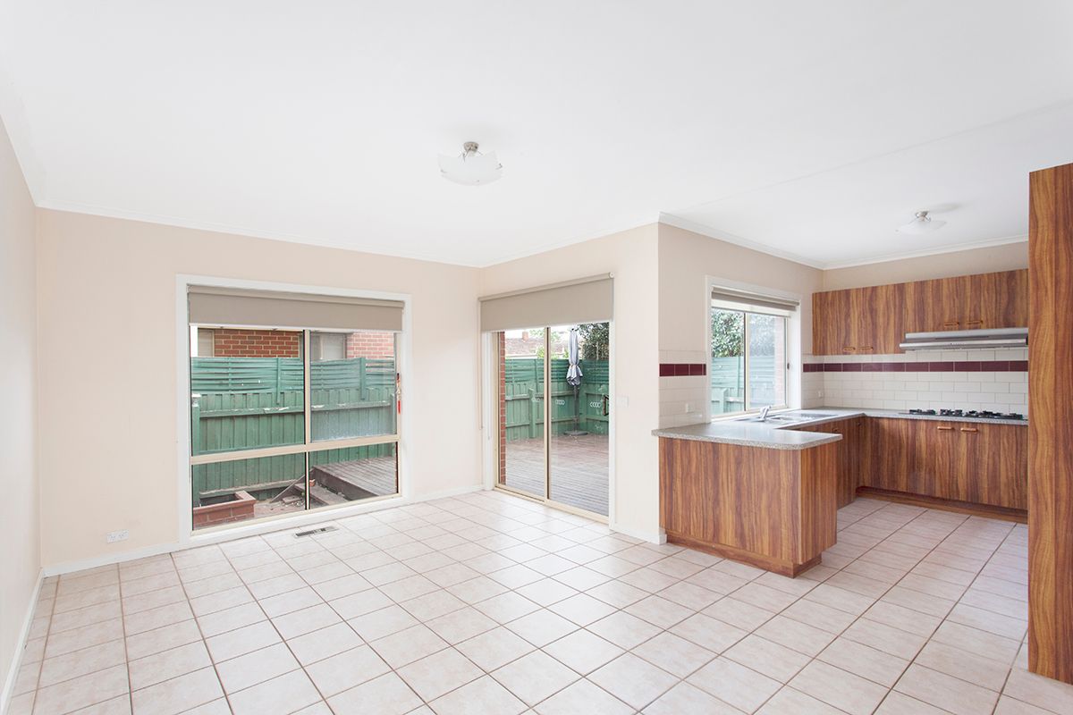 2/5 Richardson Street, Hughesdale, VIC 3166