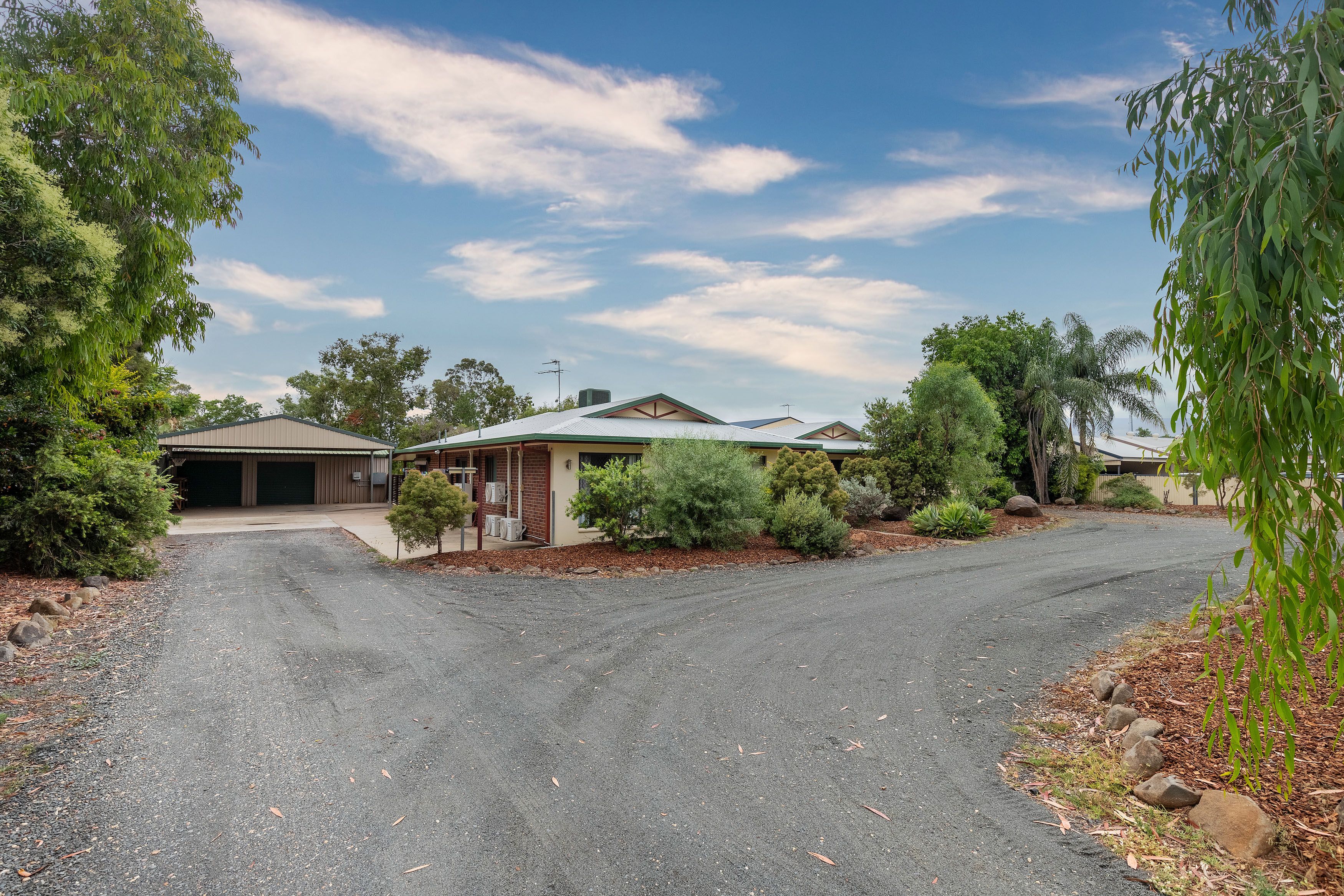 10 Akubra Drive, Emerald QLD 4720