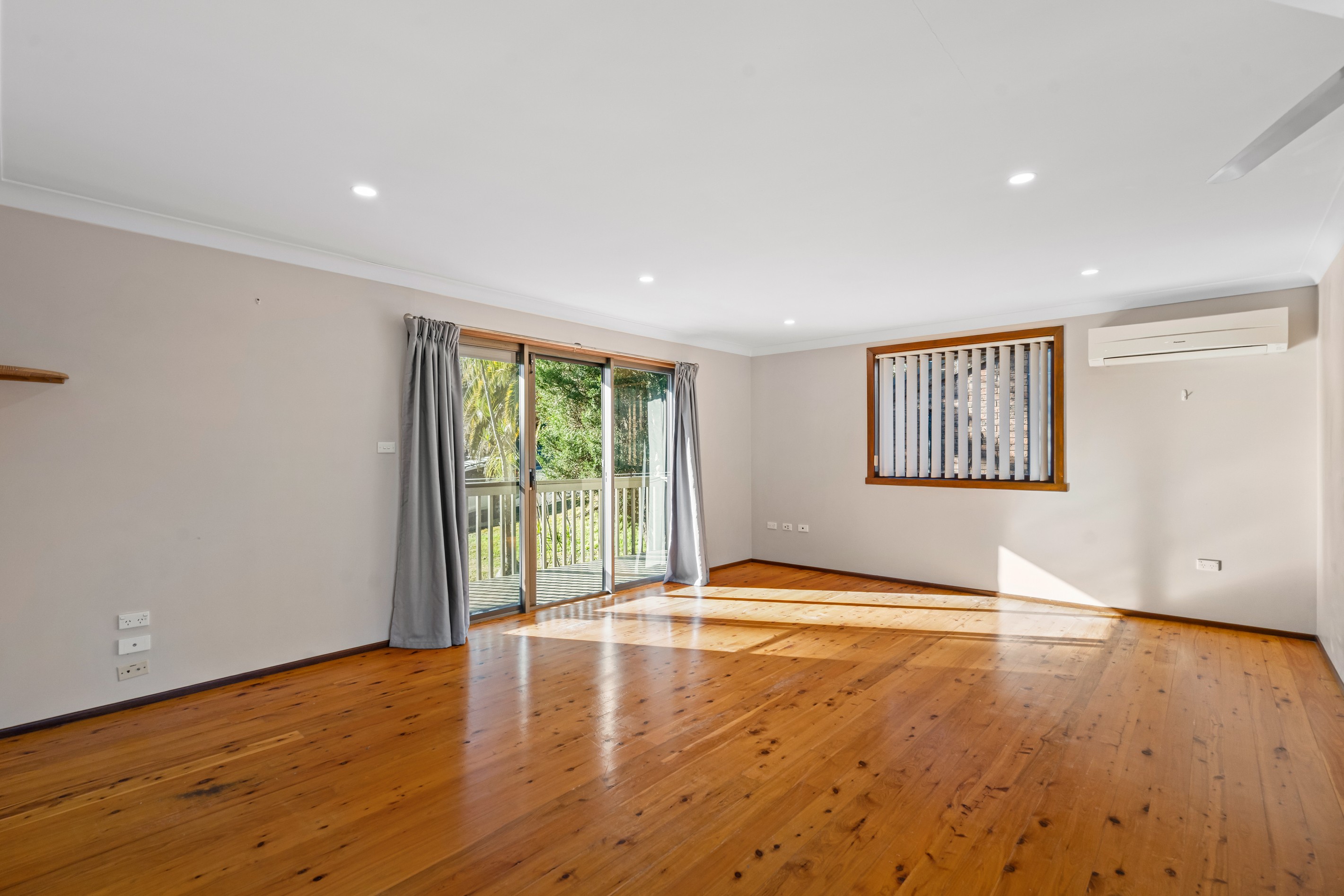 4 Pinetop Avenue, Narara, NSW 2250