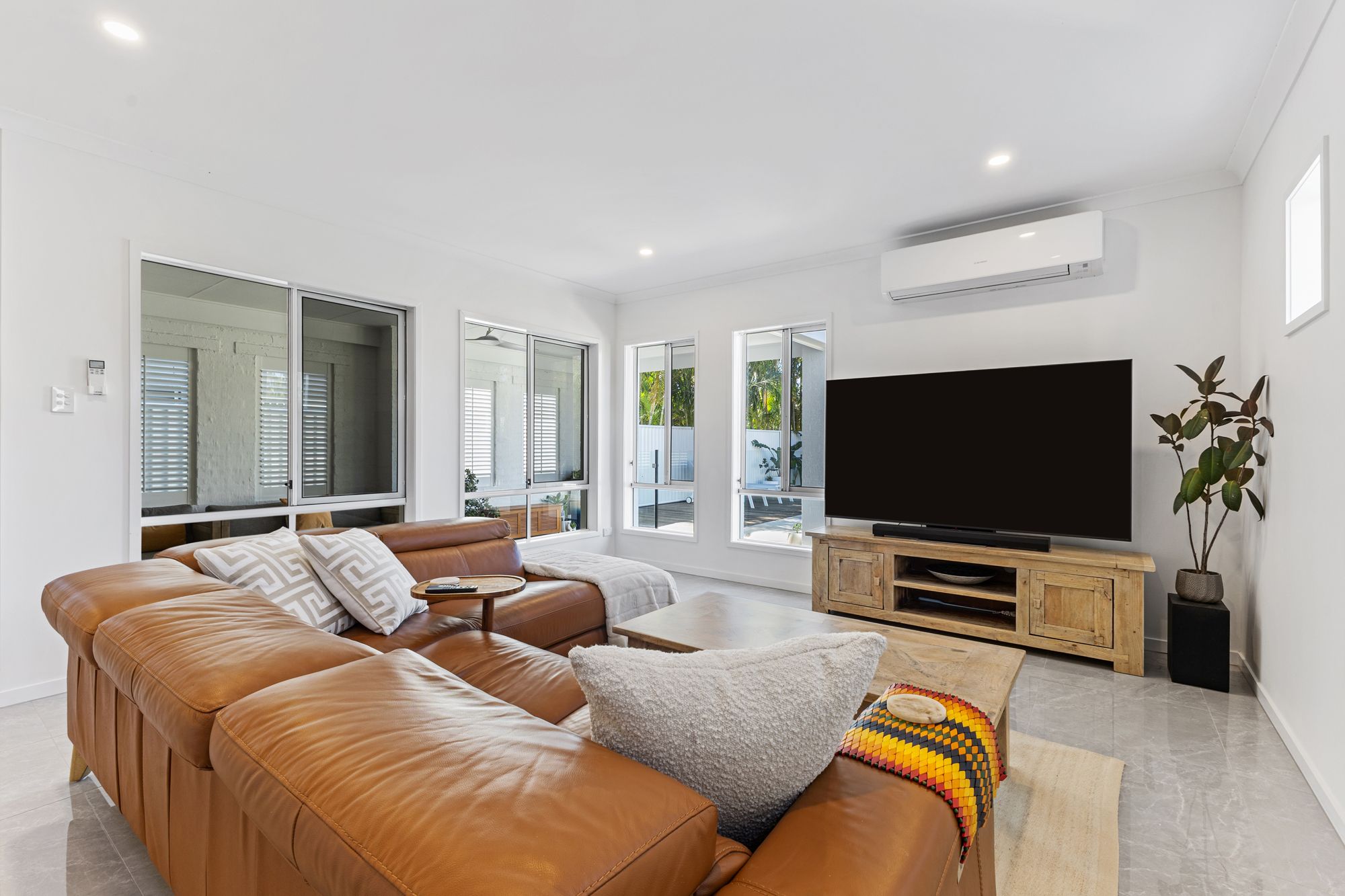 44 Palmtree Avenue — photo 10 of 30