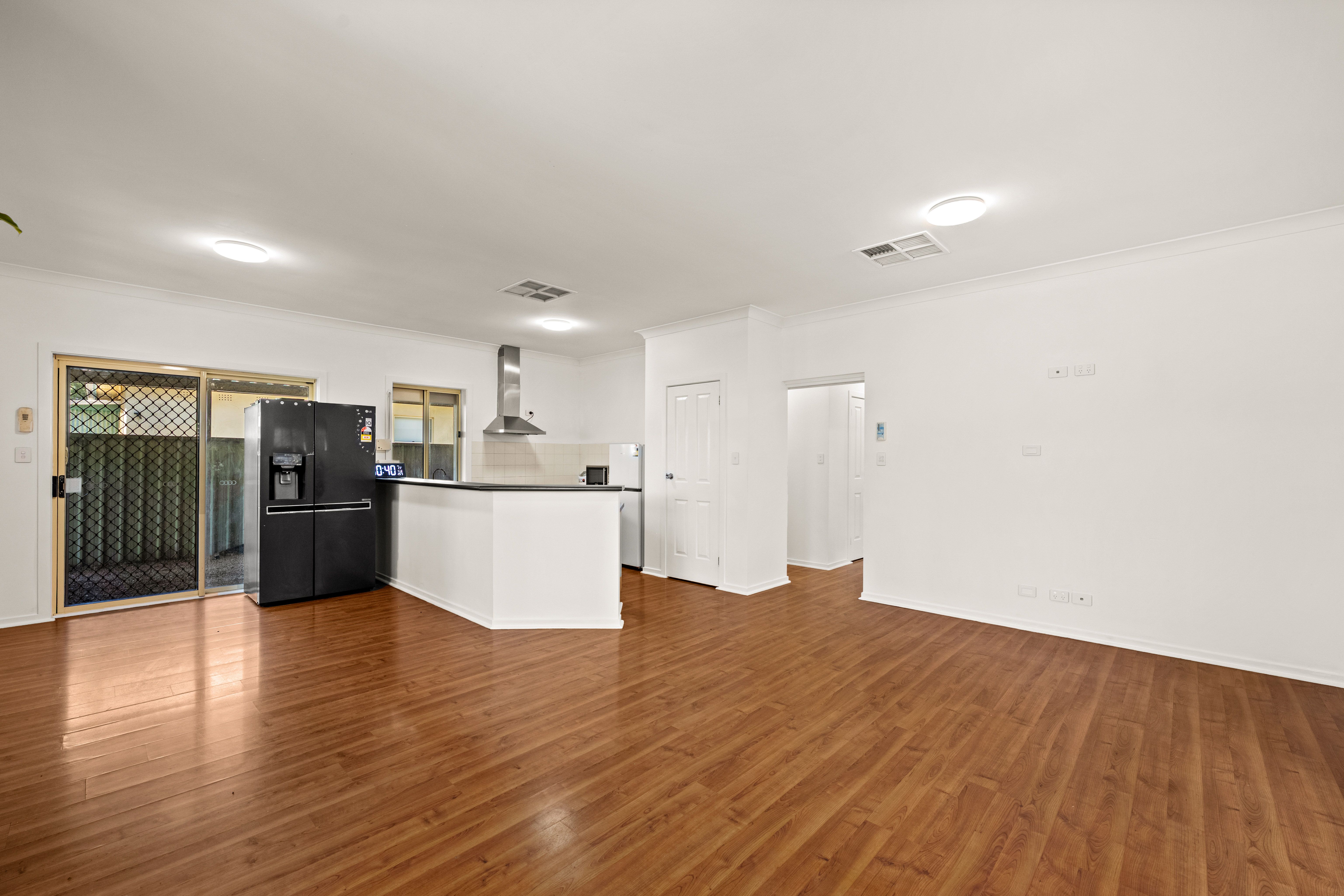 55 Rolleston Avenue — photo 6 of 25