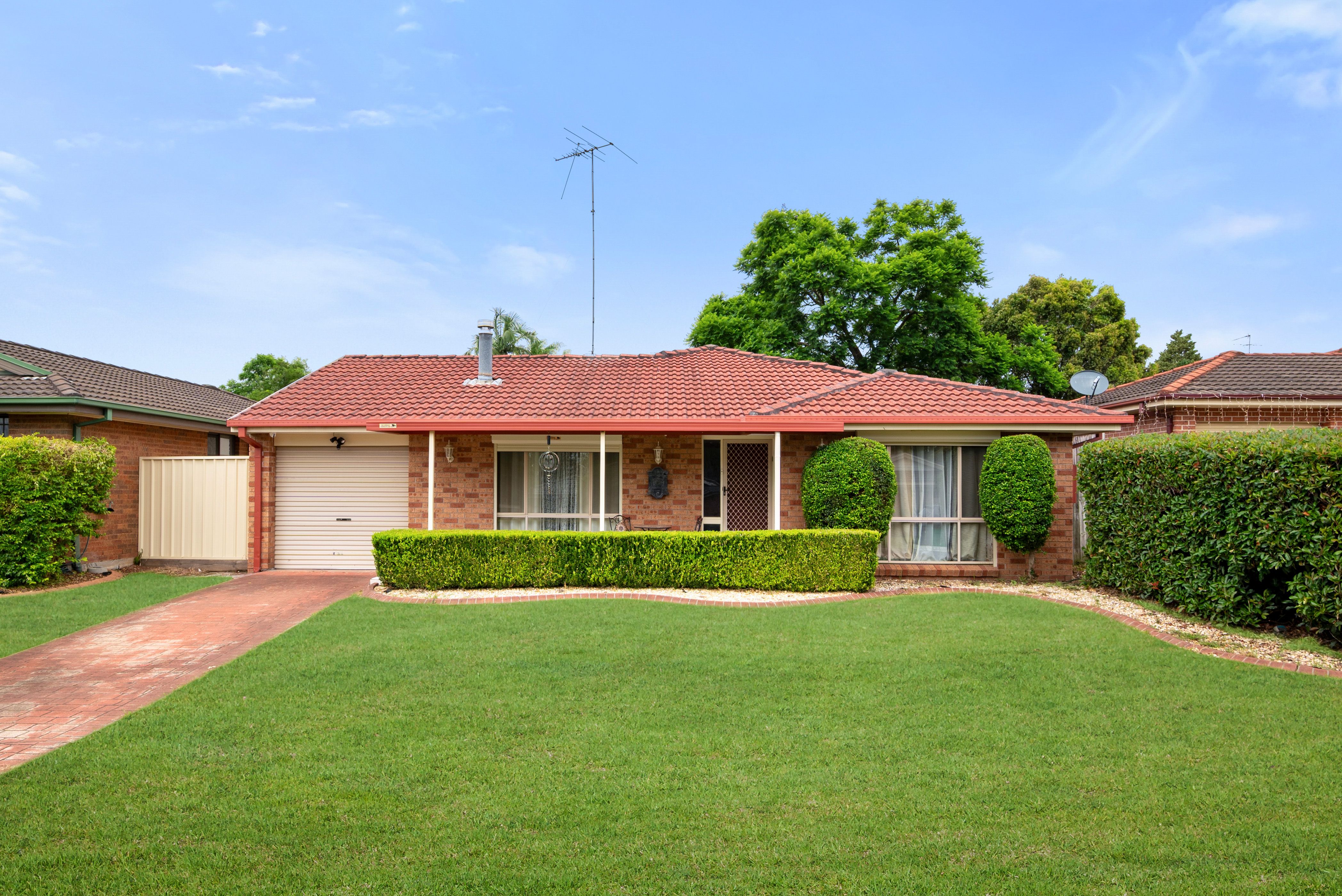 2 Spinosa Place, Glenmore Park, NSW