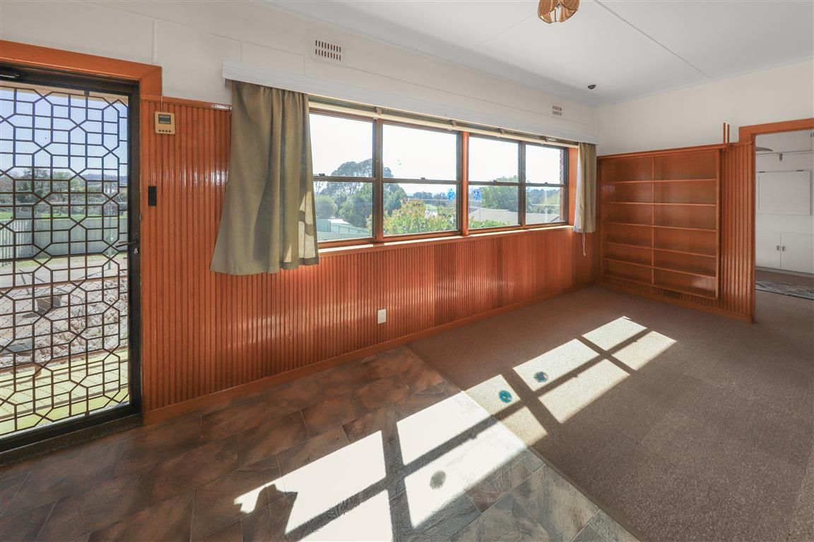 22 Bartoman Street — photo 13 of 18