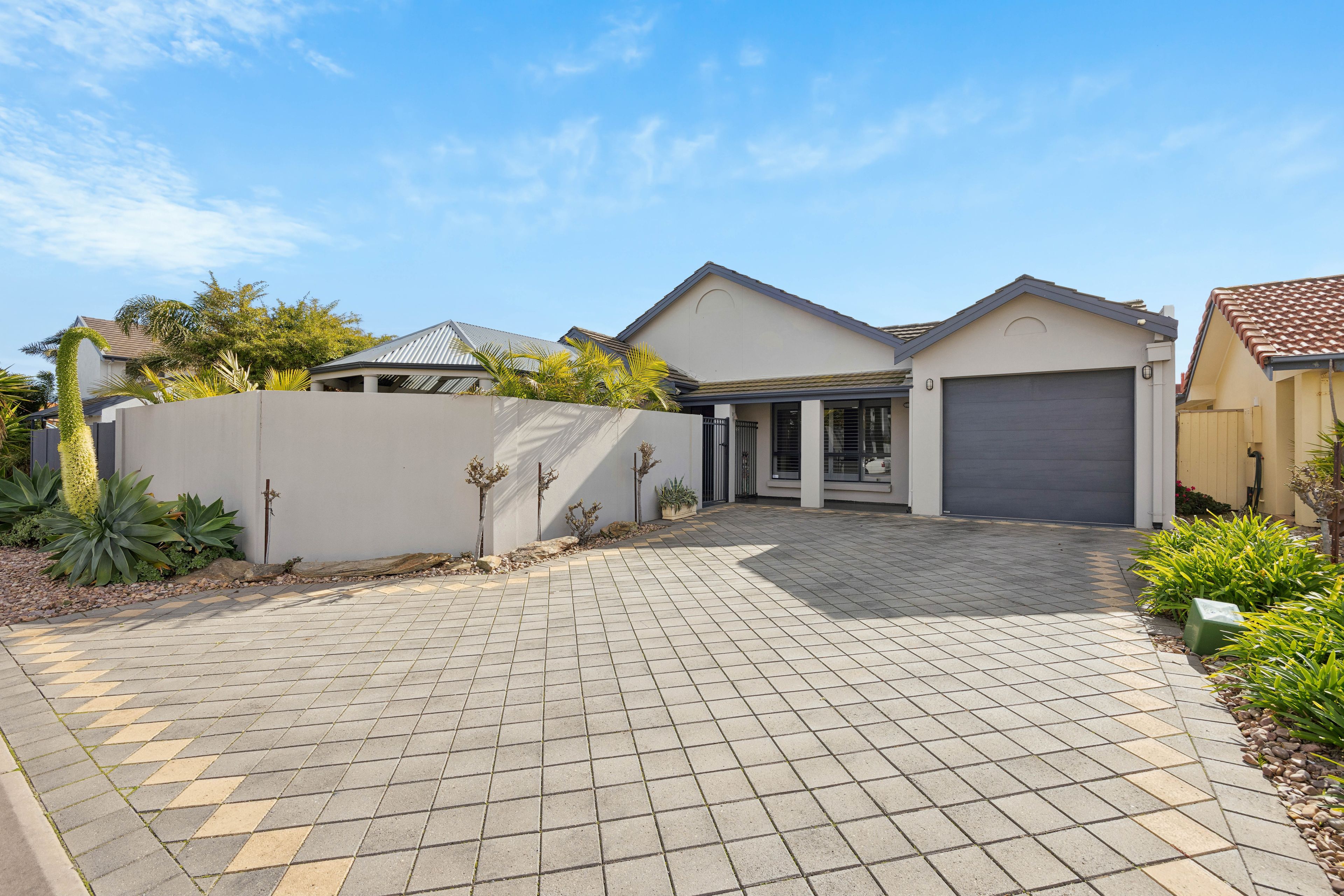 14 Anaconda Drive, North Haven, SA 5018