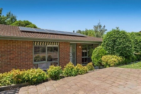 8 Lantana Drive, Narre Warren, VIC 3805