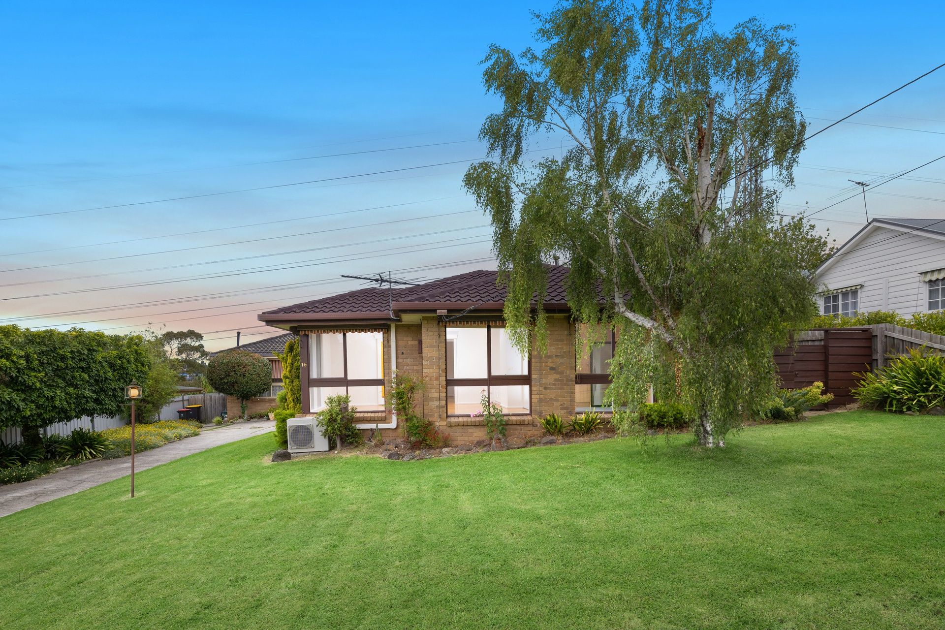 16 Birdie Street, Mount Waverley VIC 3149